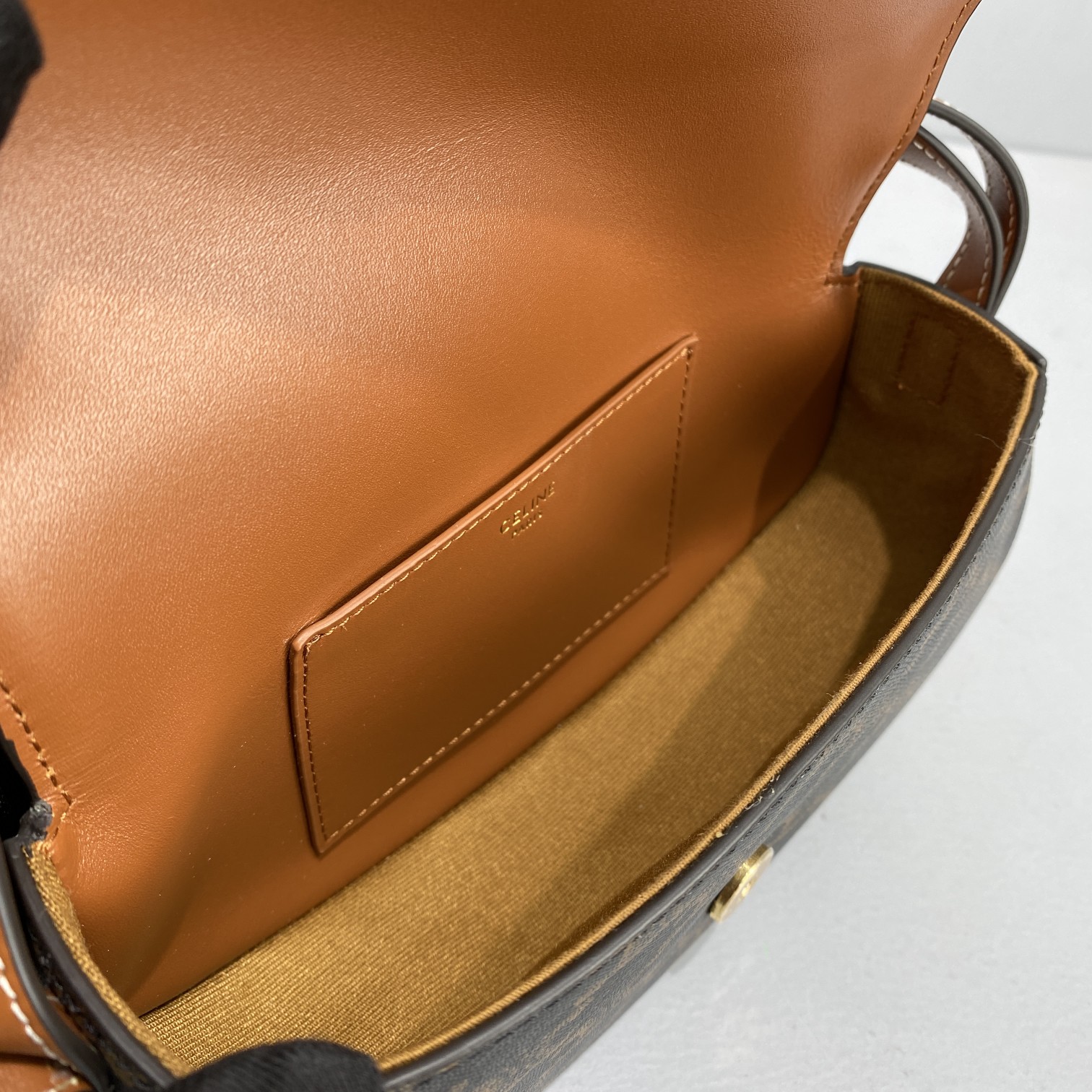 Celine Casual Style Bridal Logo Brown For Women 7in/18cm 10I592DQ2.04LU - Soul Replicas