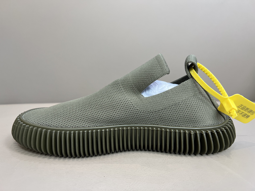 Bottega Veneta Men's Ripple Slip-On Sneakers Dark Green For Men 690123V1NW0 - Soul Replicas