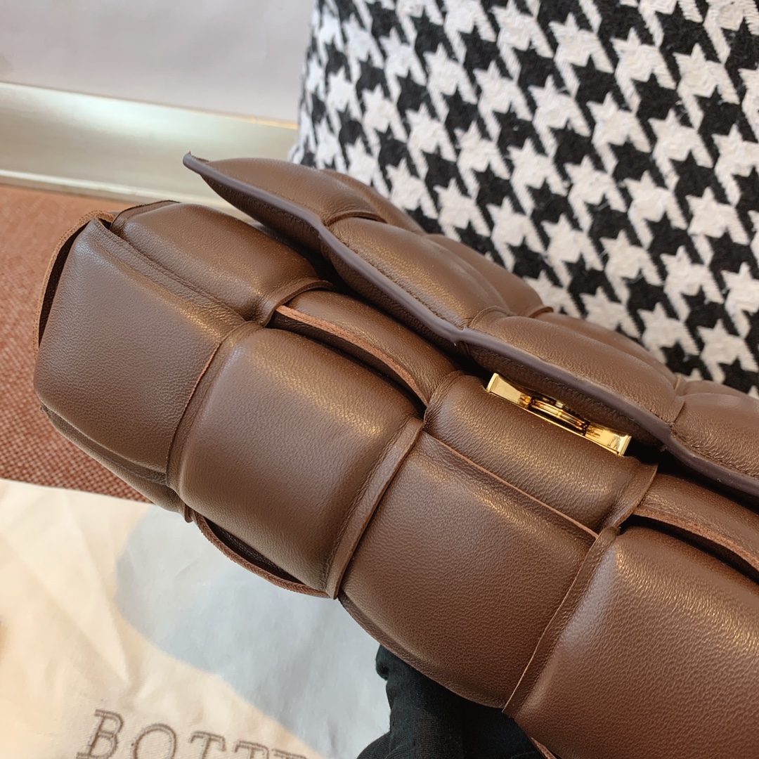 Bottega Veneta Chain Cassette Fondant. For Women. Women's Bags 10.2in/26cm 631421VBWZ02132 - Soul Replicas