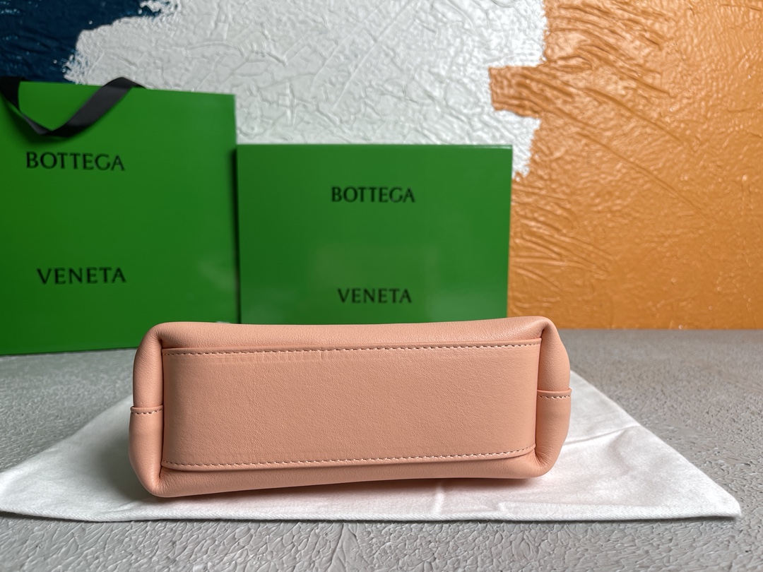 Bottega Veneta Point Pink. For Women. Women's Bags 8.6in/22cm - Soul Replicas