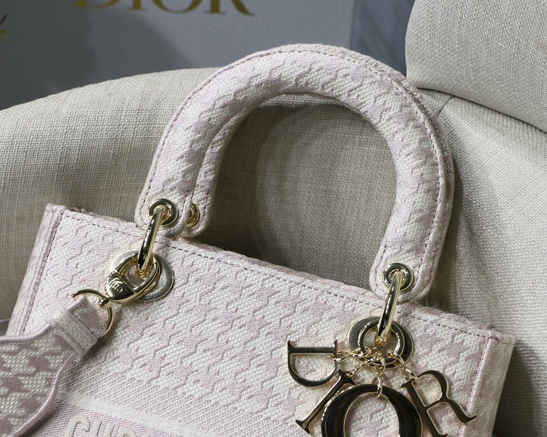 Christian Dior Medium Lady D-Lite Bag Houndstooth Embroidery. Pink/White. For Women Women's Handbags. Shoulder Bags. Crossbody Bags. 24cm CD - Soul Replicas