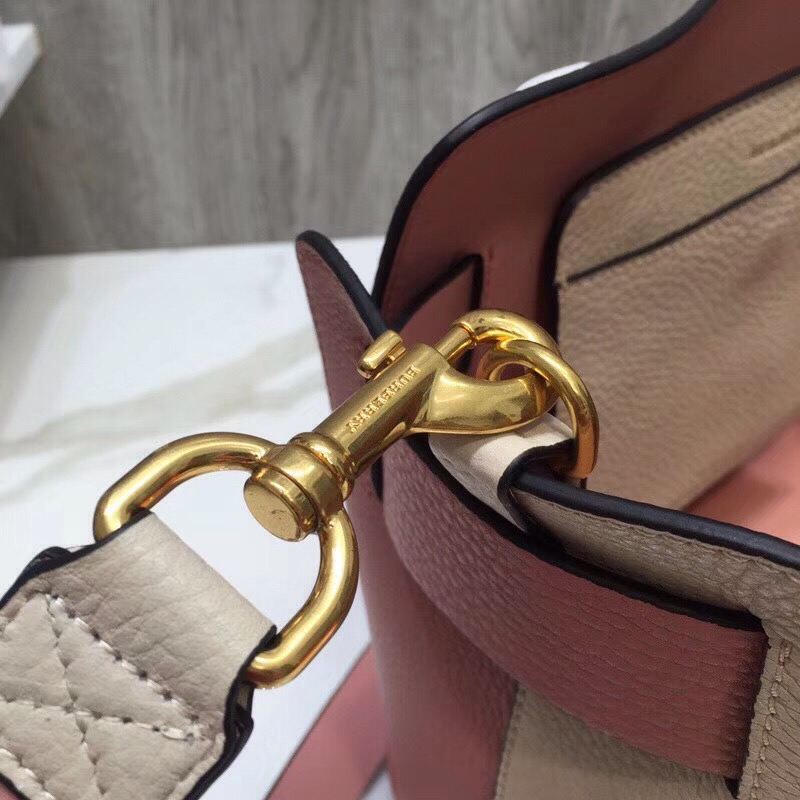 Burberry Small Triple Stud Belt Bag Cream For Women. Women-s Bags 14in/36cm - Soul Replicas