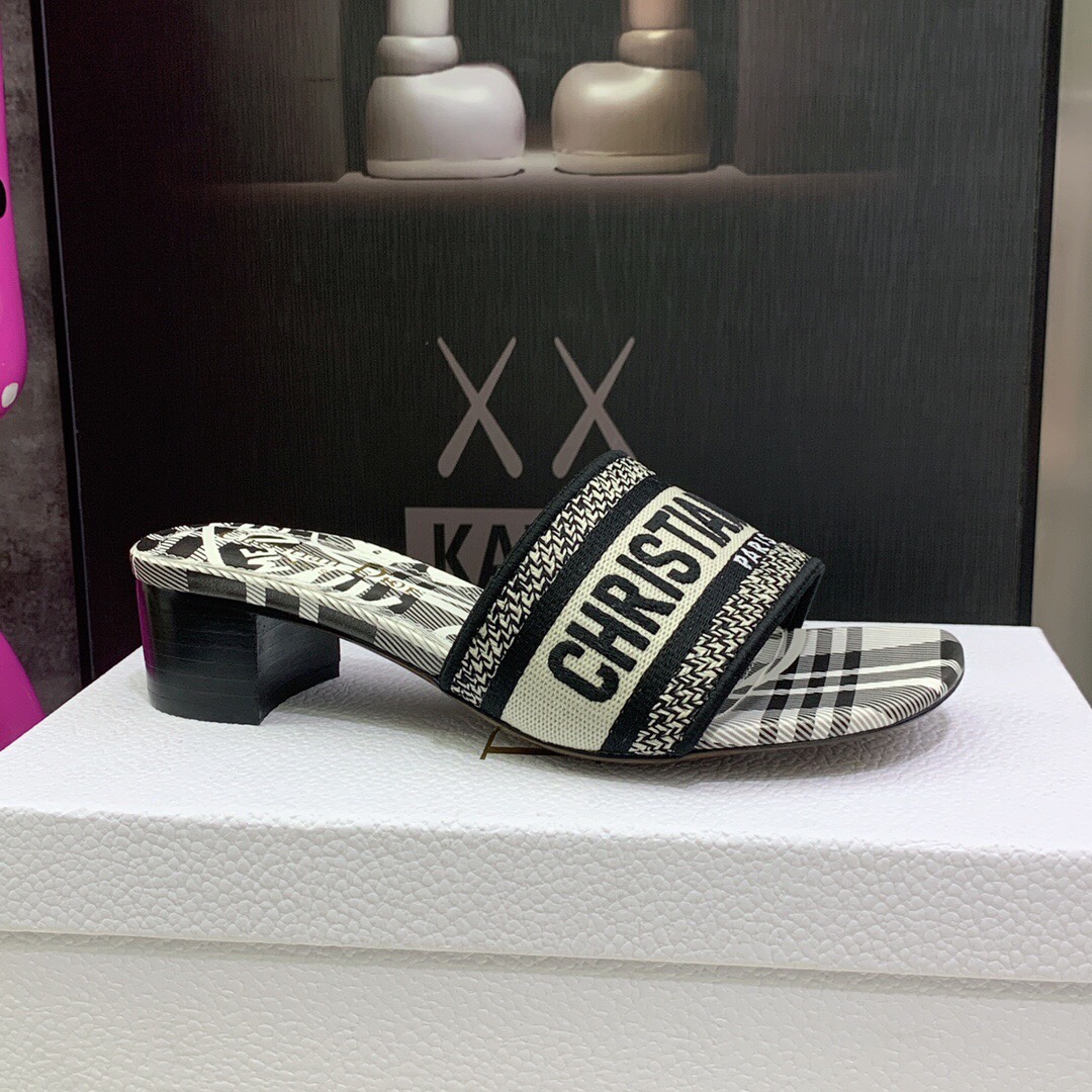 Christian Dior Women's Dway Heeled Slide Black and White For Women CD KCQ244CEE_S17X - Soul Replicas