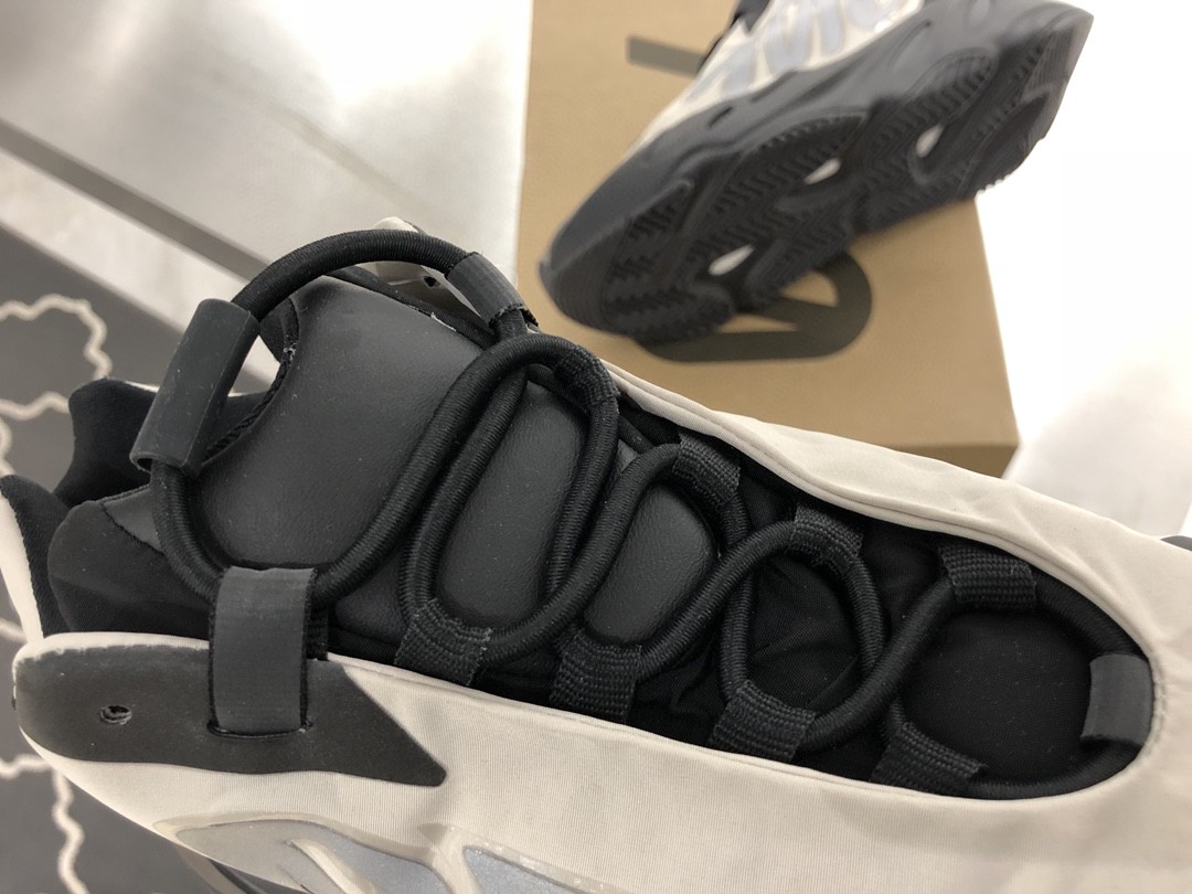 Adidas YZ Boost 700 MNVN White For Women FY3729 - Soul Replicas