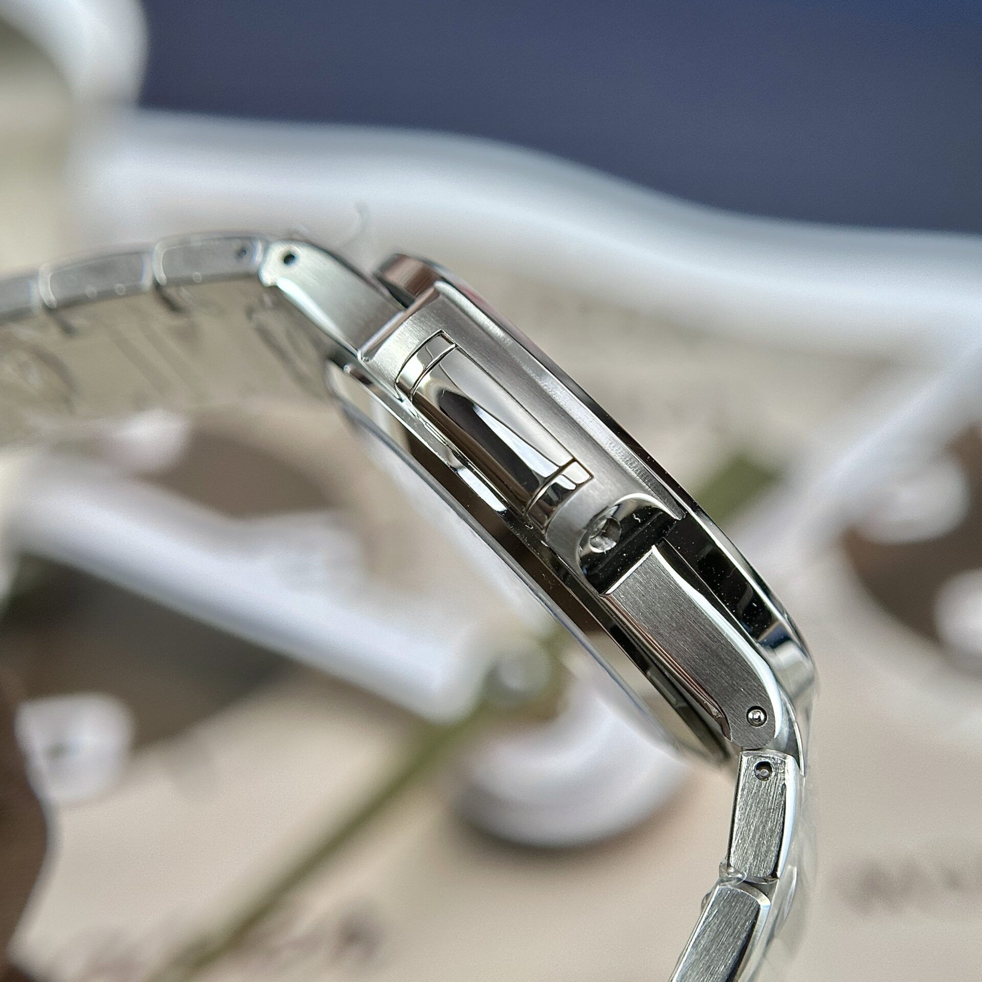 Patek Philippe Nautilus 7118 Replica Watch Grey Dial 3K Factory 35.2mm - Soul Replicas