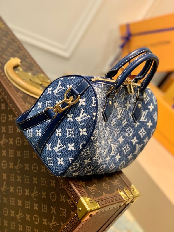 Louis Vuitton Speedy Bandouliere 25 Monogram Denim Jacquard Navy Blue For Women. Women-s Handbags 9.8in/25cm LV M59609 - Soul Replicas