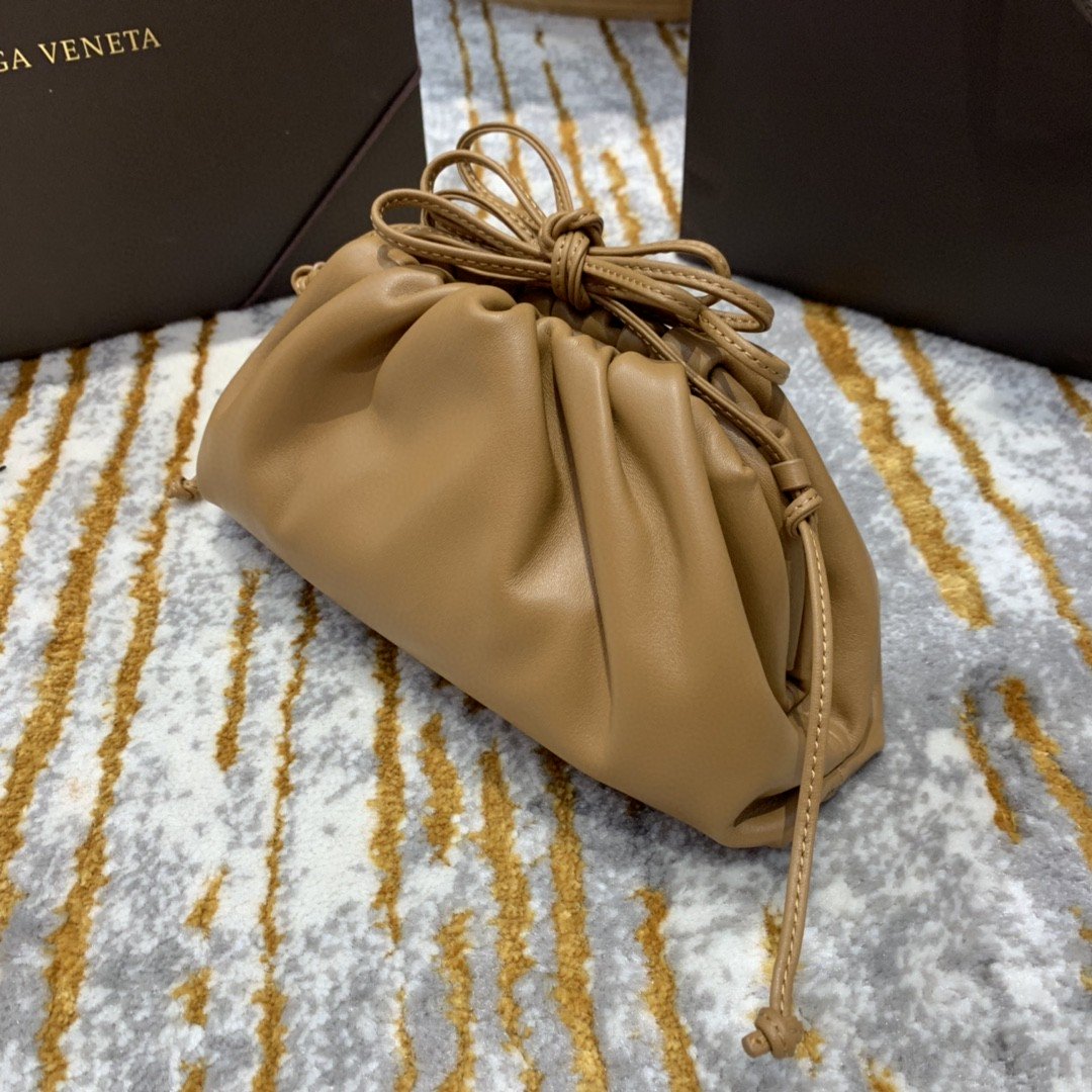 Bottega Veneta Mini Pouch For Women 8.6in/22cm In Brown 585852VCP402618 - Soul Replicas