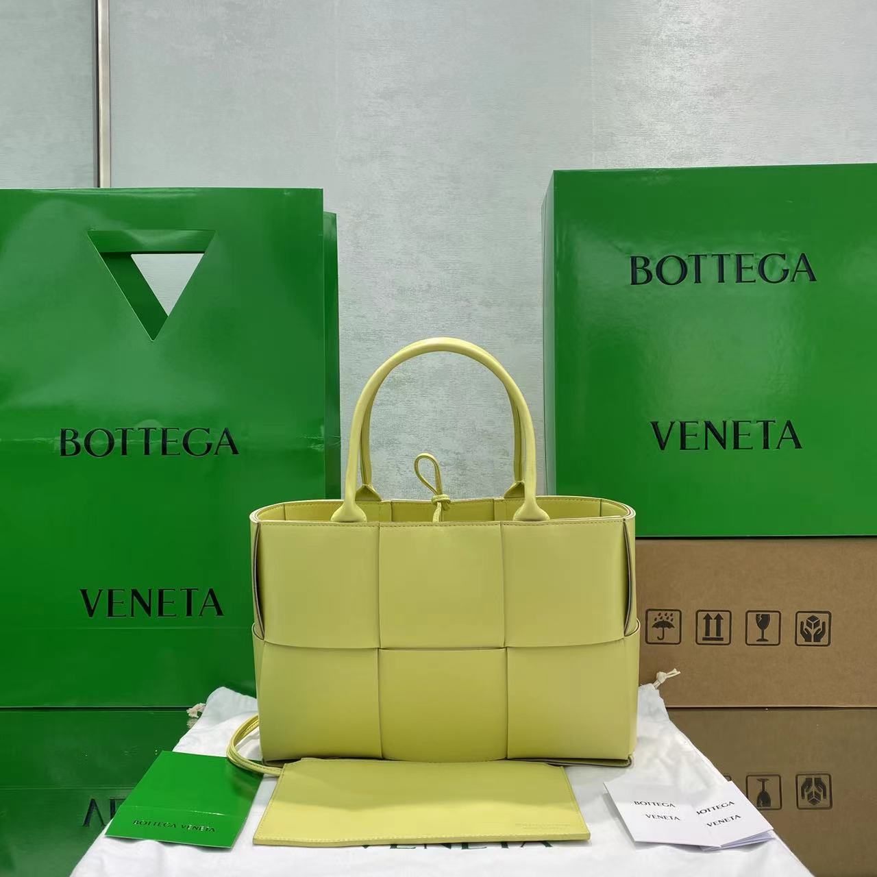 Bottega Veneta Small Arco Tote Bag Yellow. For Women. Women-s Bags 14.2in/36cm - Soul Replicas
