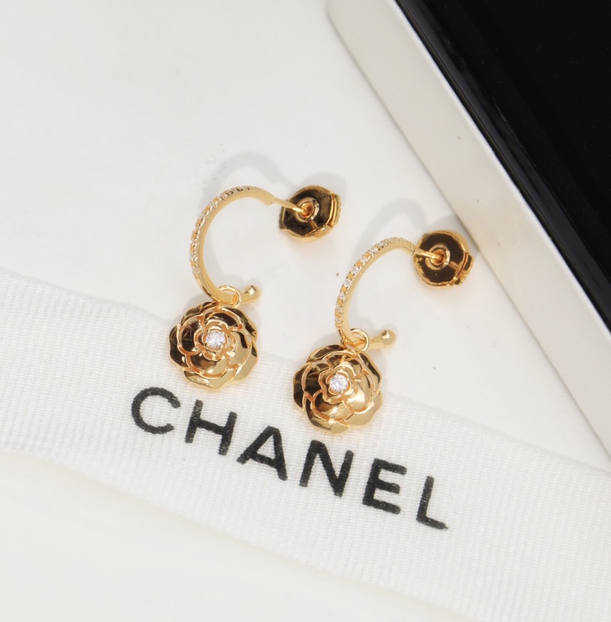 Chanel Earrings - Soul Replicas