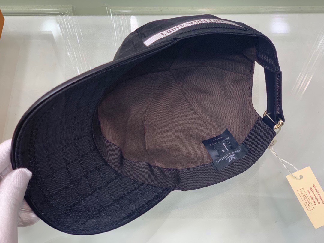 Louis Vuitton Be My Cap Black LV Cap - Soul Replicas