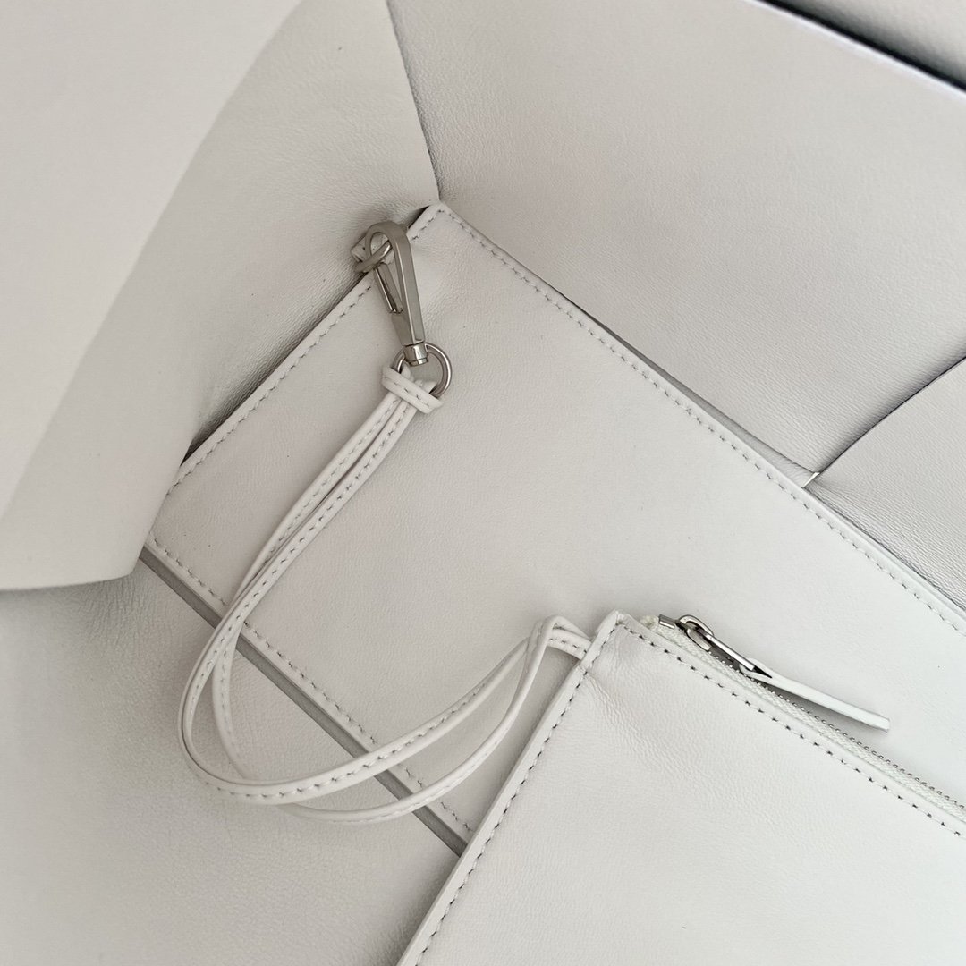 Bottega Veneta Arco Tote Bag For Women 16.14in/41cm In White 609175VMAY39041 - Soul Replicas