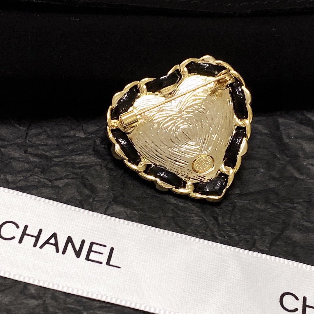 Chanel Brooch - Soul Replicas
