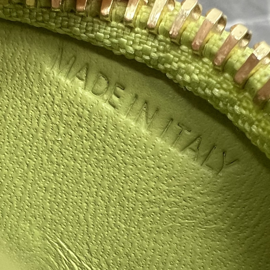 Celine Pulse Cuir Triopee With Hooks - Soft Green For Women 3in/8cm  - Soul Replicas