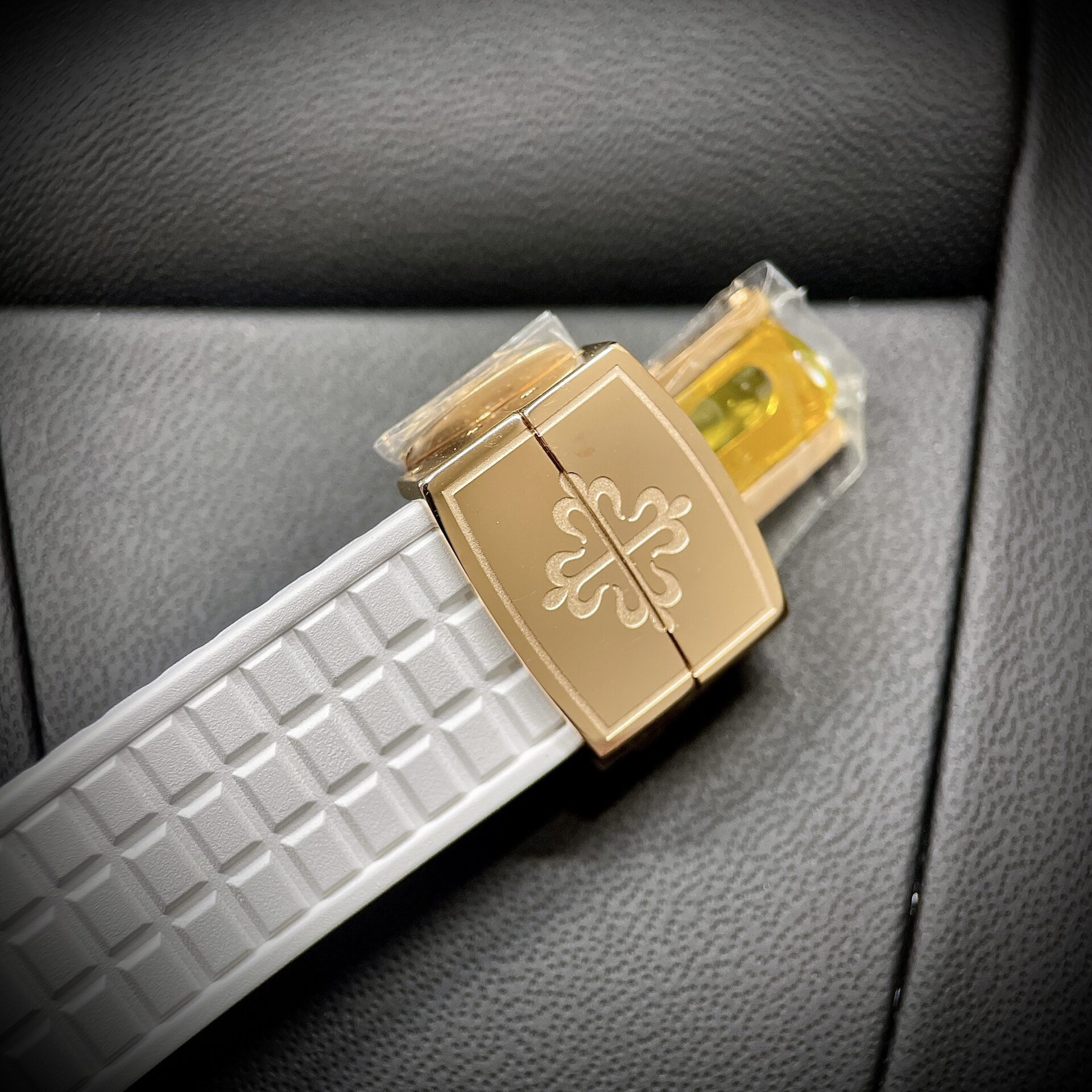 Patek Philippe Aquanaut 5072R Replica Watch White Rubber Strap PPF 35.6mm - Soul Replicas