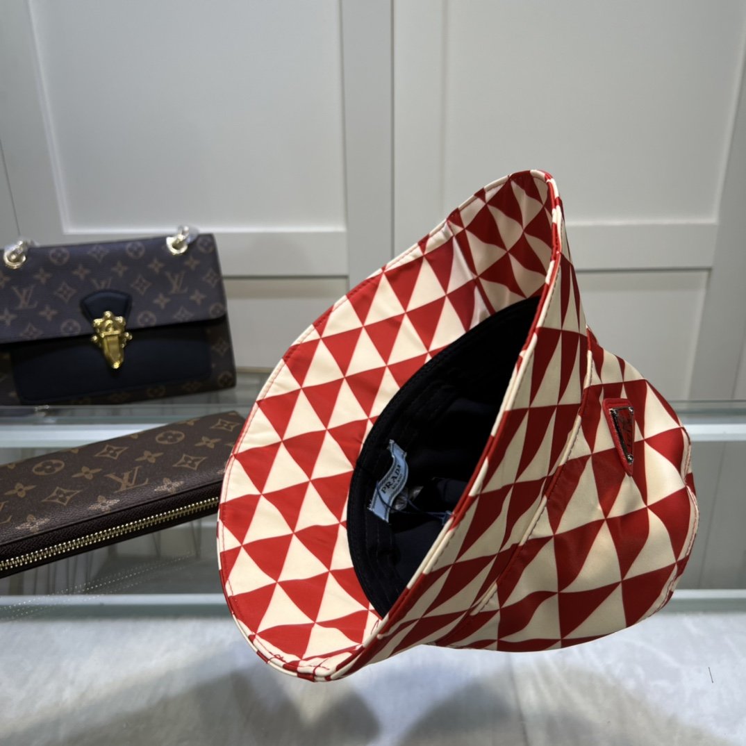 Prada Re-Nylon Bucket Hat Red/White Prada Hat - Soul Replicas