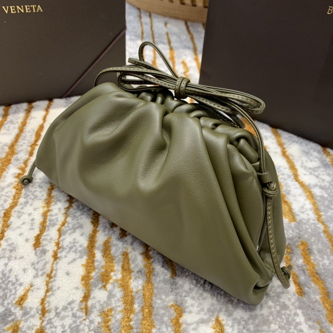 Bottega Veneta Mini Pouch For Women 8.6in/22cm - Soul Replicas