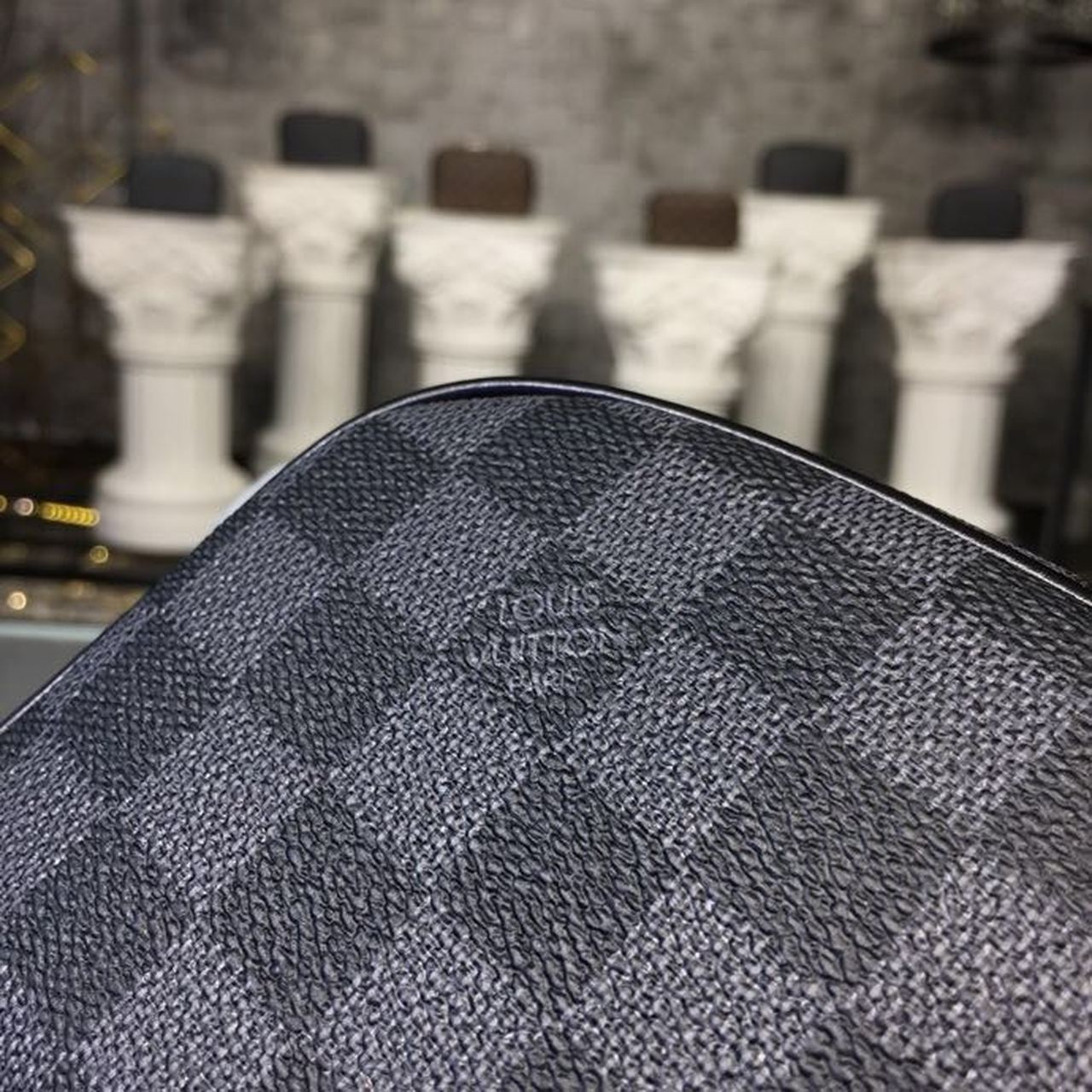 Louis Vuitton King Size Toiletry Damier Graphite Canvas For Women. Women-s Bags. Travel Bags 11in/28cm LV - Soul Replicas