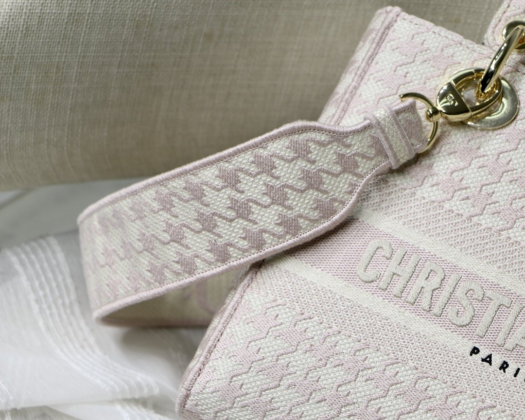 Christian Dior Medium Lady D-Lite Bag Houndstooth Embroidery. Pink/White. For Women Women's Handbags. Shoulder Bags. Crossbody Bags. 24cm CD - Soul Replicas