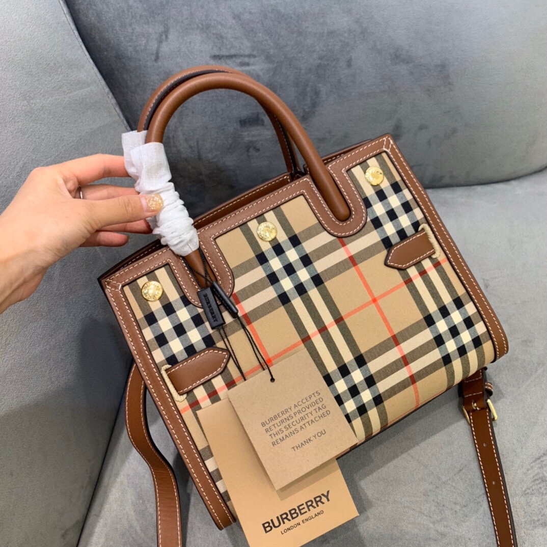 Burberry Mini Vintage Archive Beige For Women. Women's Bags. Shoulder And Crossbody Bags 10.2in/ 26cm BUR 80246851 - Soul Replicas