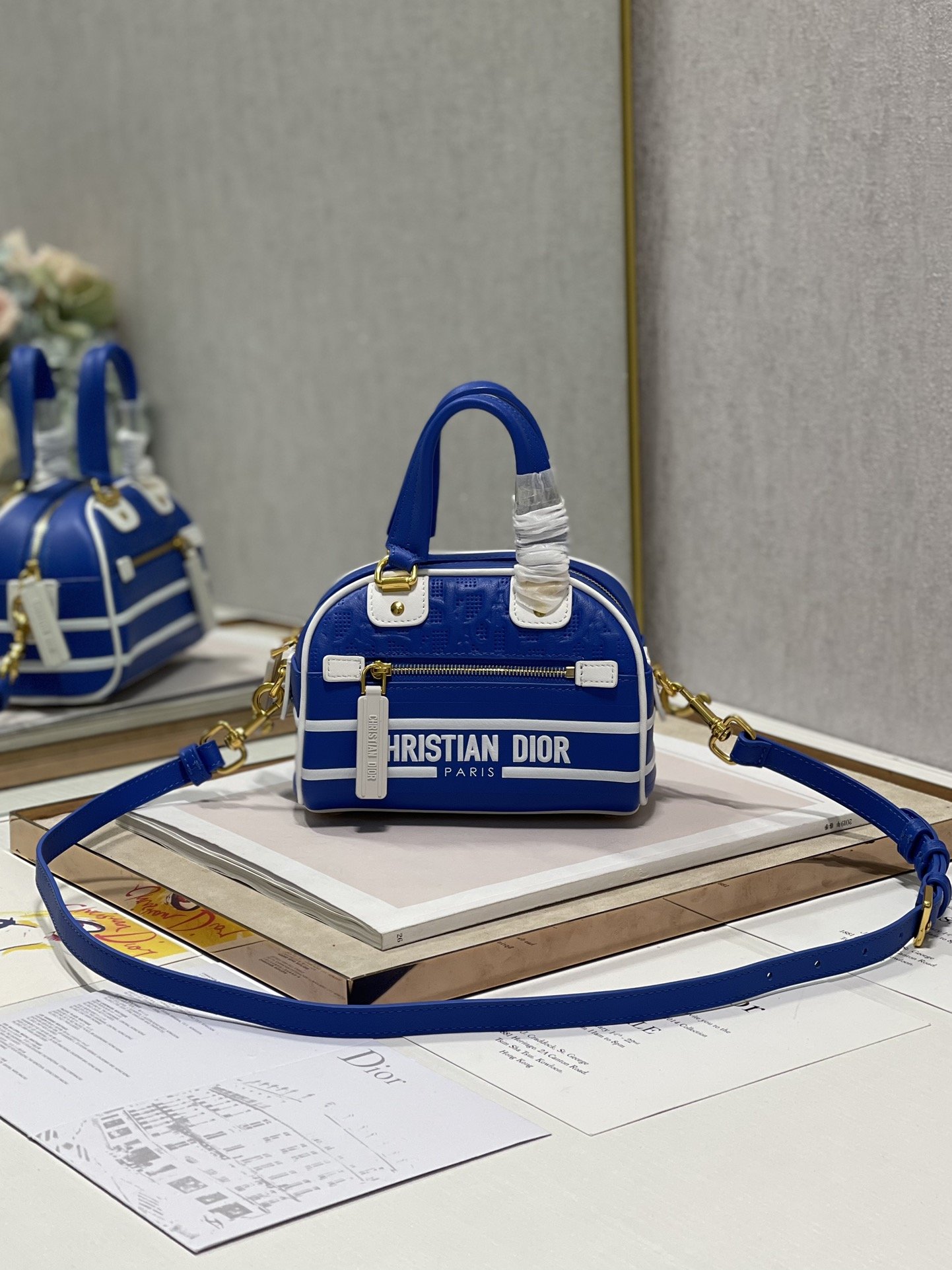 Christian Dior Mini Vibe Zip Bowling Bag. Blue. For Women Women-s Handbags. Bowling Bags. 17cm CD - Soul Replicas