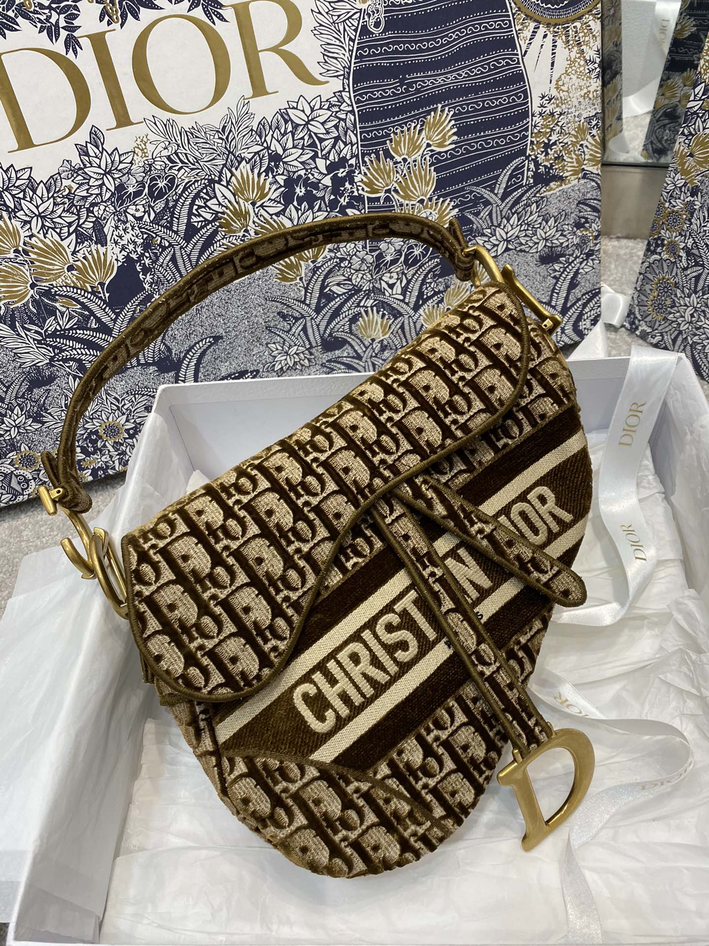 Christian Dior Large Yellow Dior Oblique Embroidery For Women 10in/25cm CD - Soul Replicas