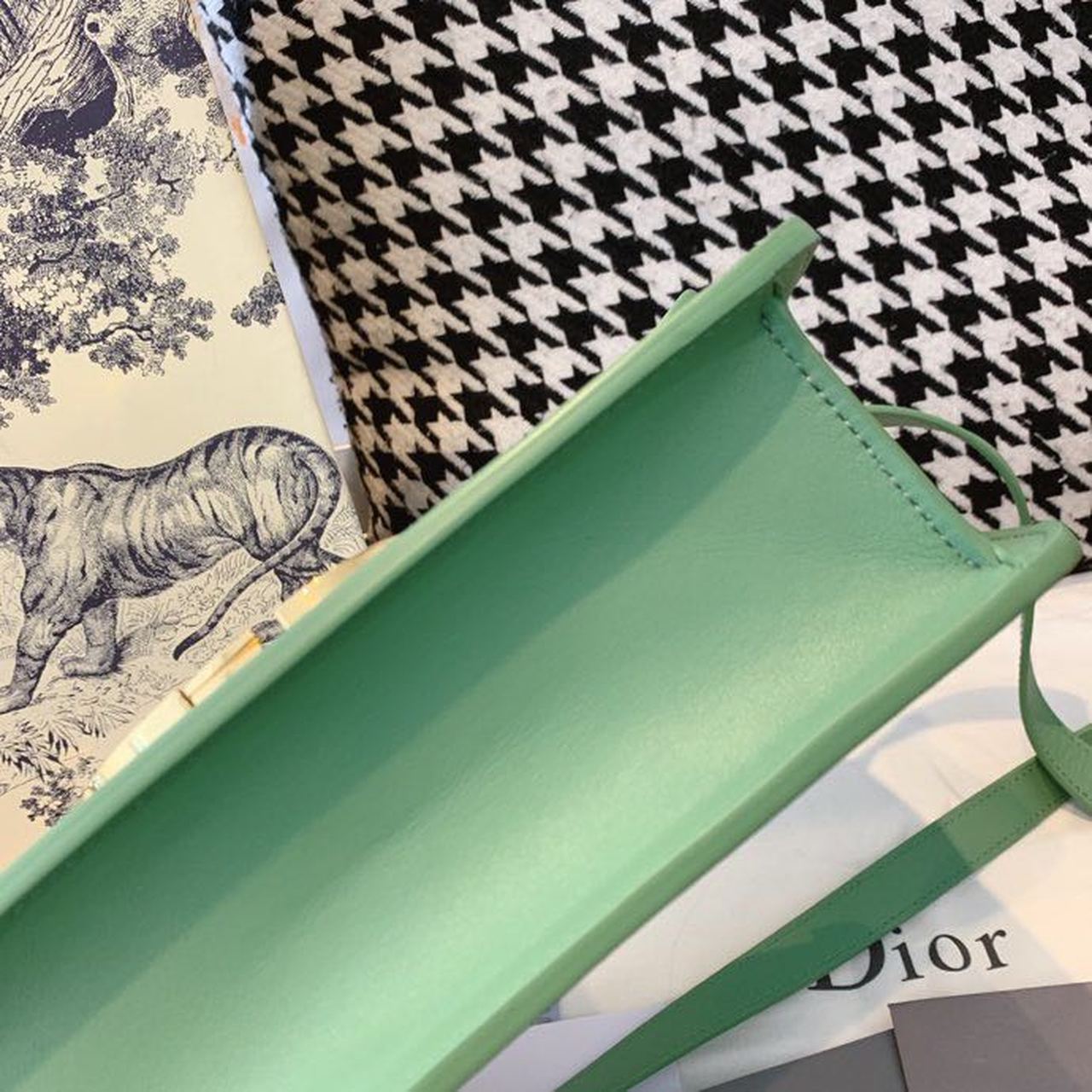 Christian Dior Medium 30 Montaigne Bag Deep Mint Green Box For Women 24cm/9in CD - Soul Replicas