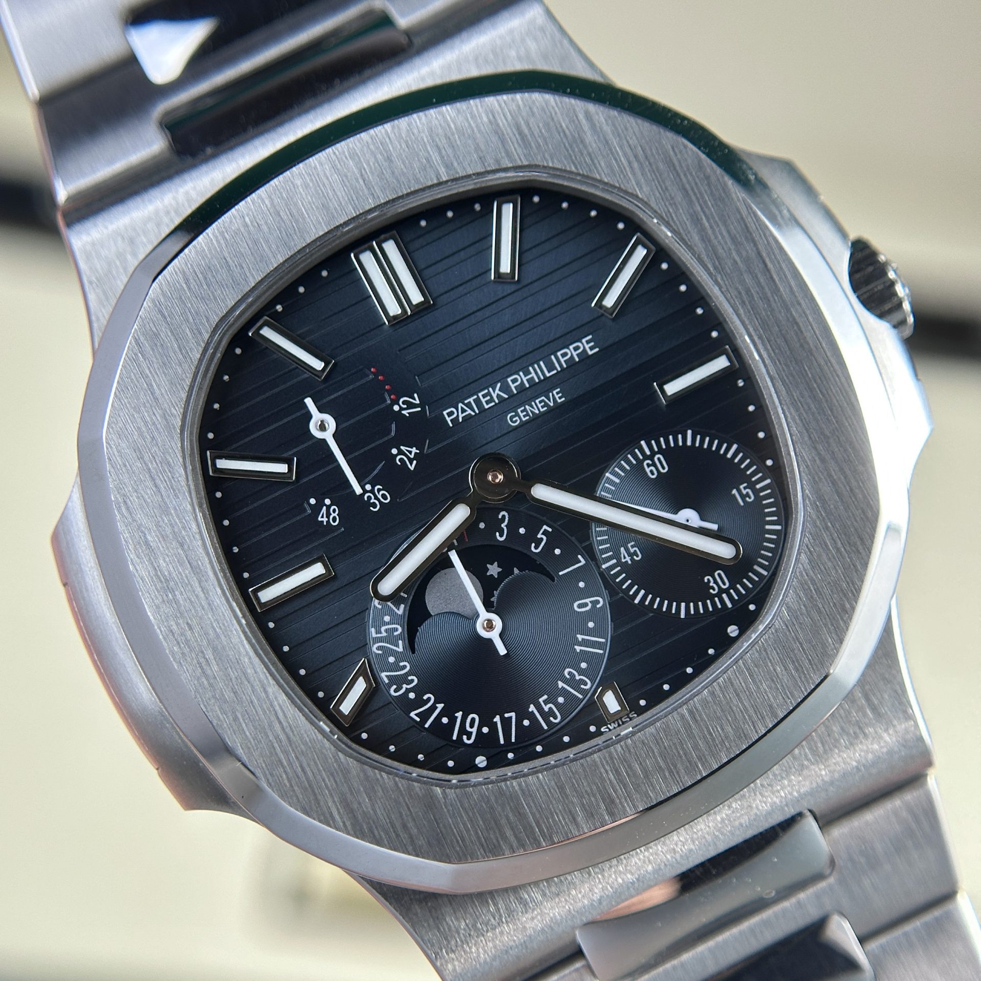 Patek Philippe Best Replica Watch Nautilus 5712 Custom Authentic Details 40mm - Soul Replicas
