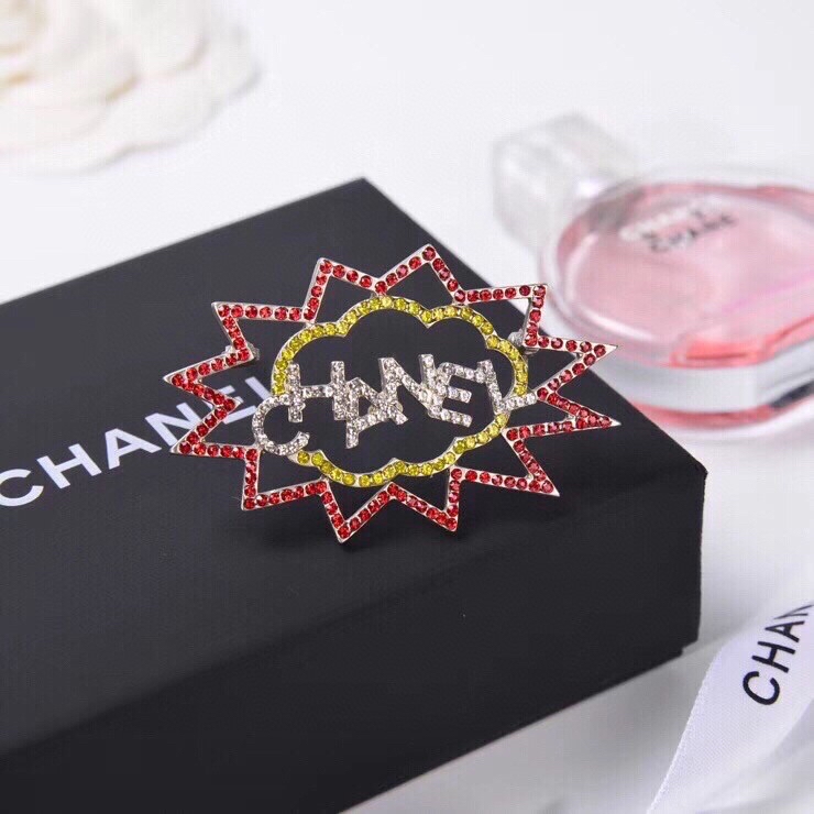 Chanel Brooch - Soul Replicas