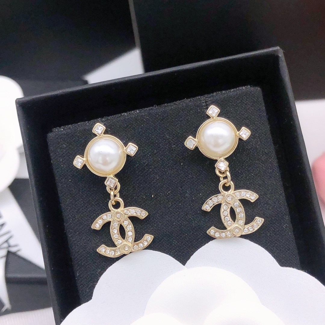 Chanel Earrings - Soul Replicas