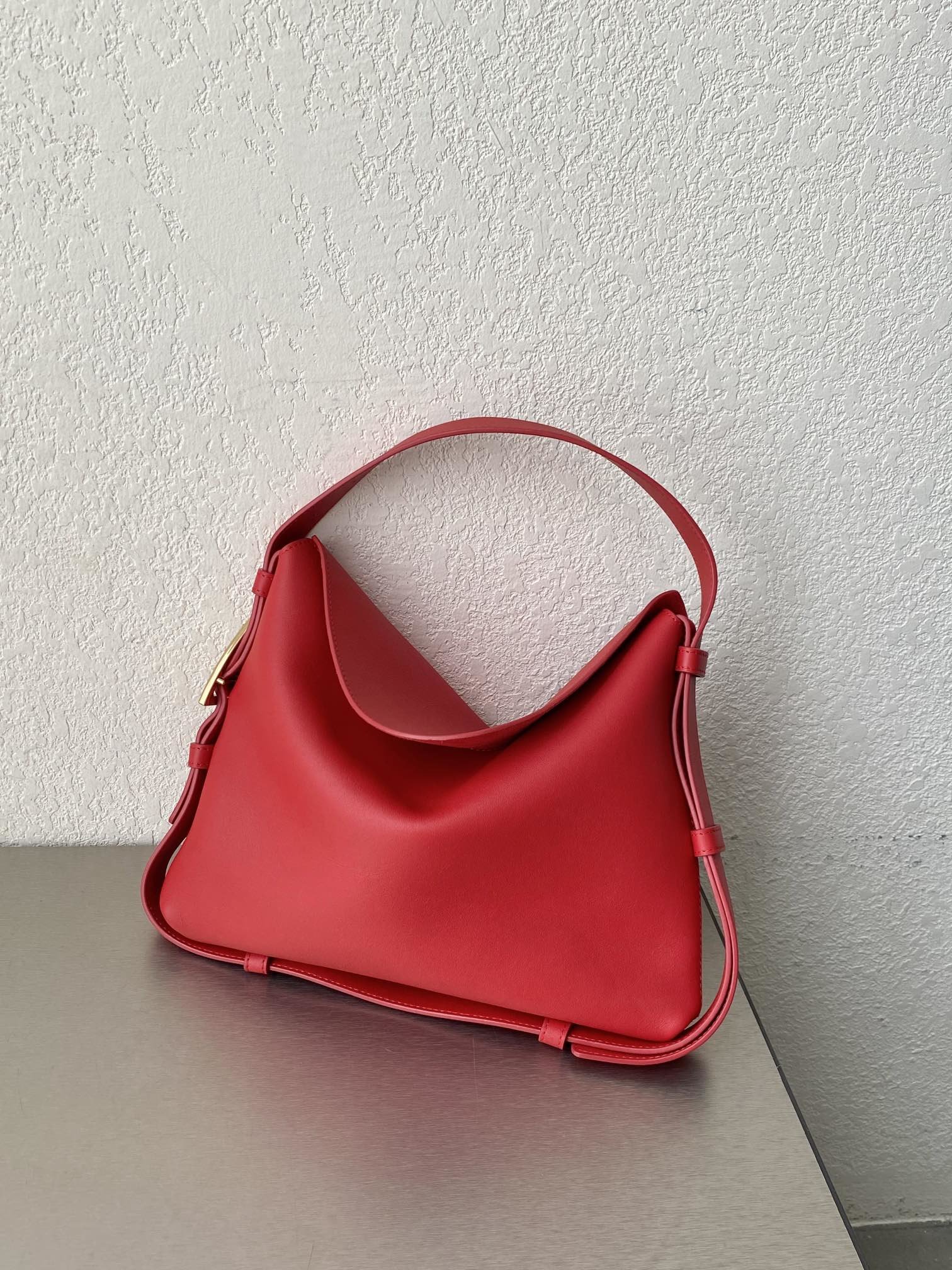 Bottega Veneta Cradle Red. For Women. Women's Bags 15.3in/39cm - Soul Replicas