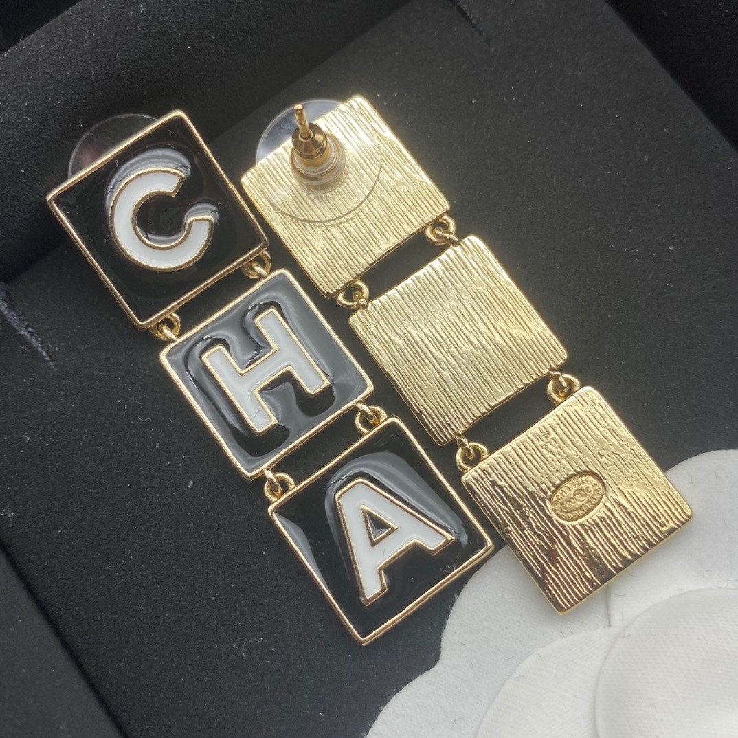 Chanel Earrings - Soul Replicas