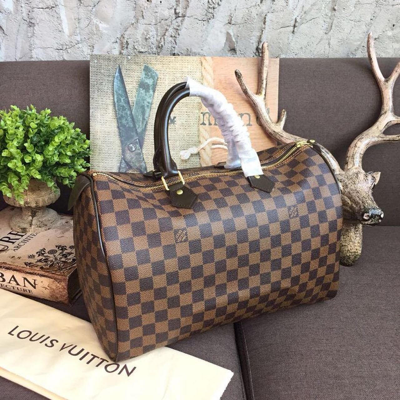 Louis Vuitton Speedy 35 Damier Ebene Canvas For Women. Women-s Handbags. Travel Bags 13.8in/35cm LV N41363 - Soul Replicas