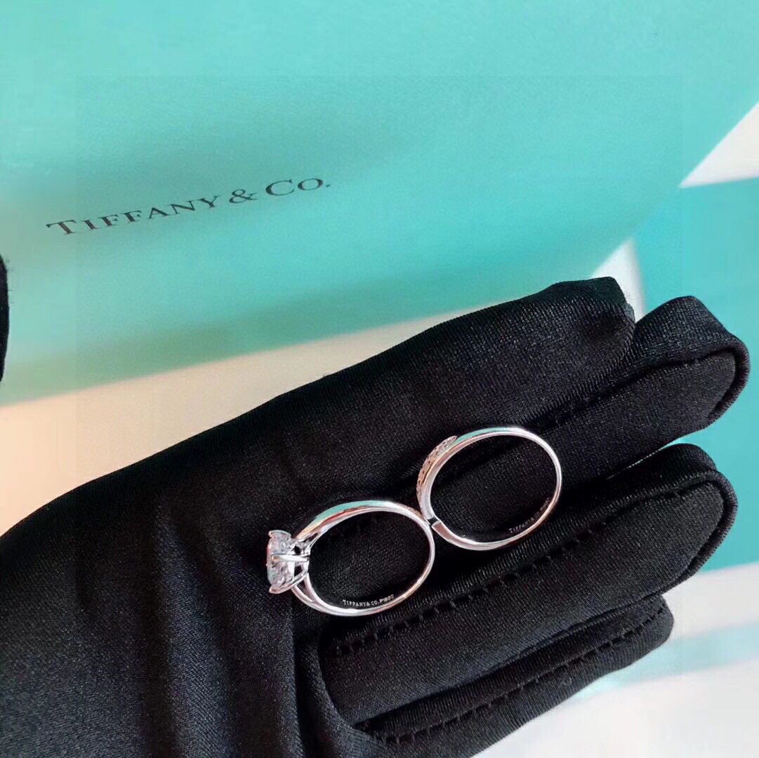 Tiffany & Co Round Pure Stone Ring - Soul Replicas