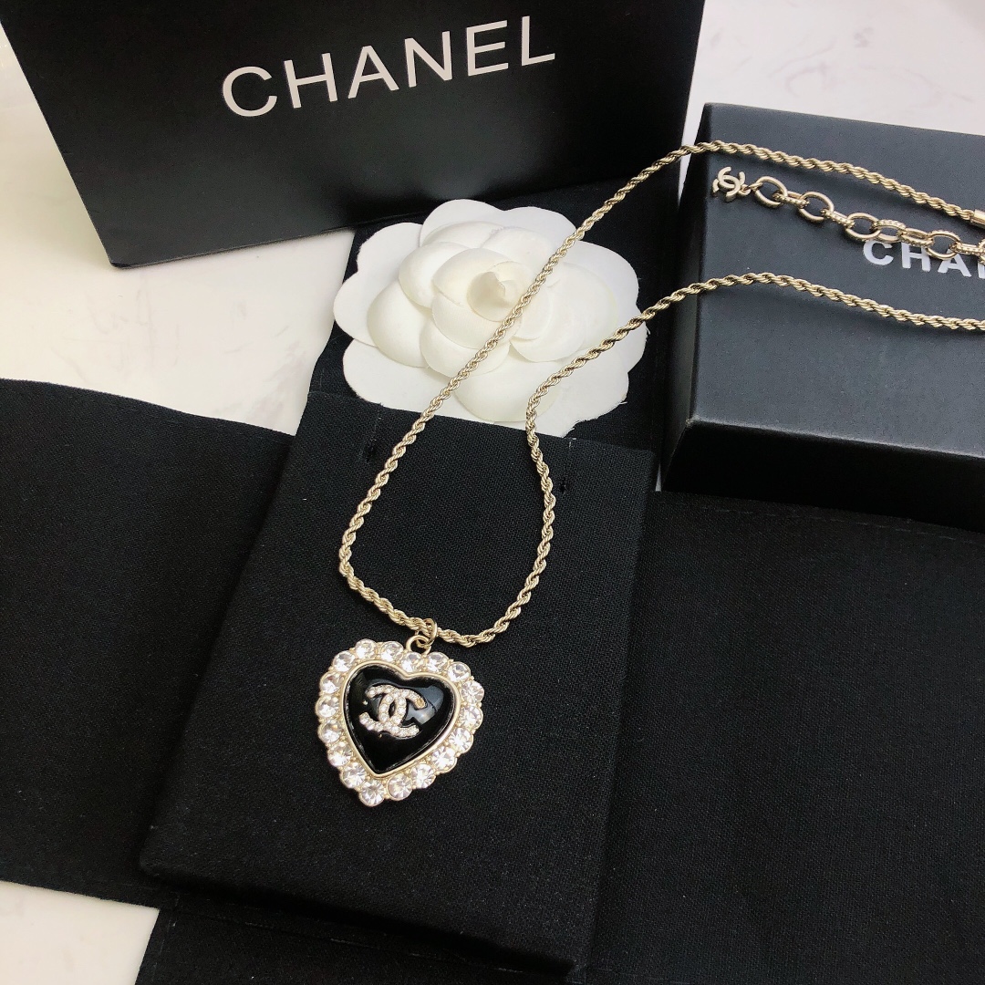 Chanel Necklace - Soul Replicas