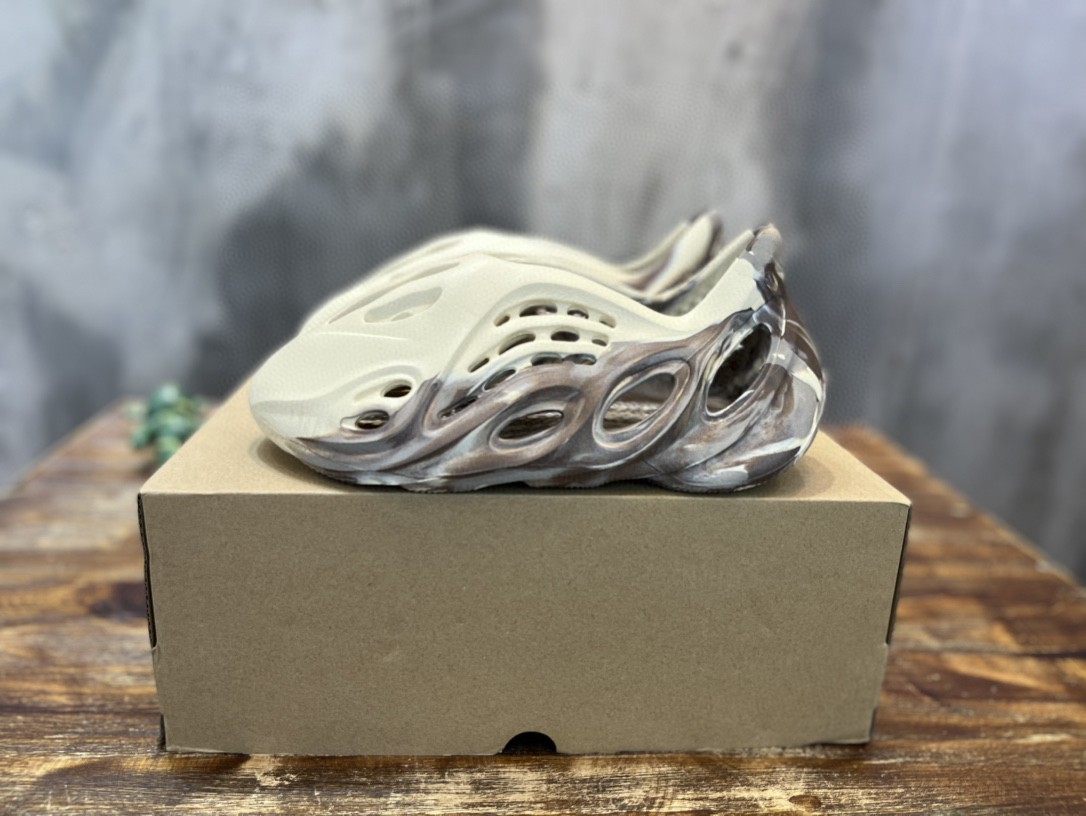 Adidas YZ Foam Runner Mix Cream Clay For Women GX8774 - Soul Replicas