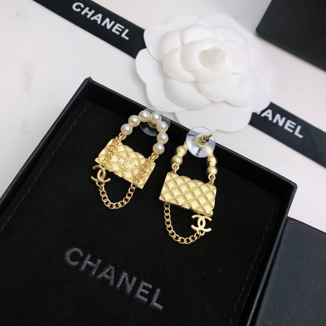 Chanel Earrings - Soul Replicas