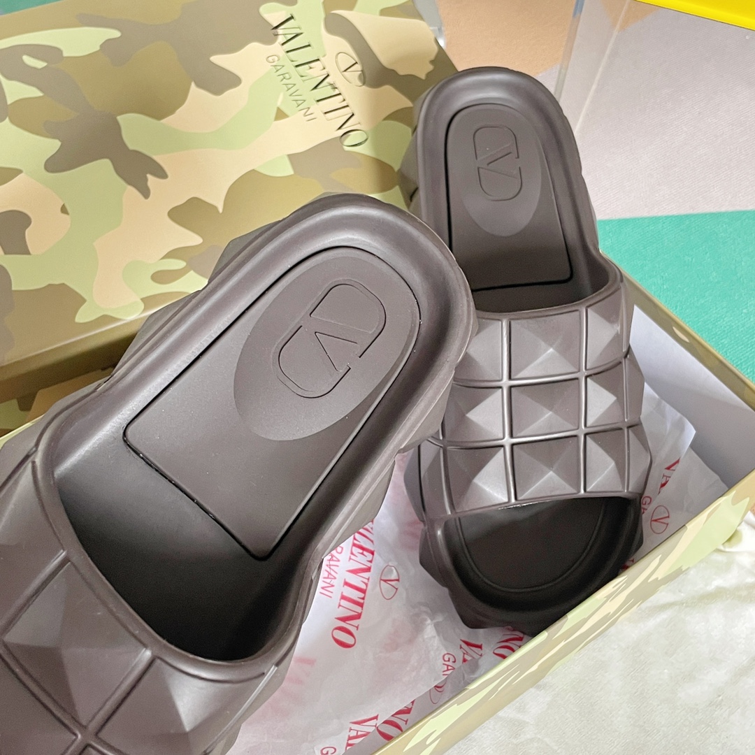 Valentino Garavani Roman Stud Turtle Rubber Slide Brown For Women - Soul Replicas