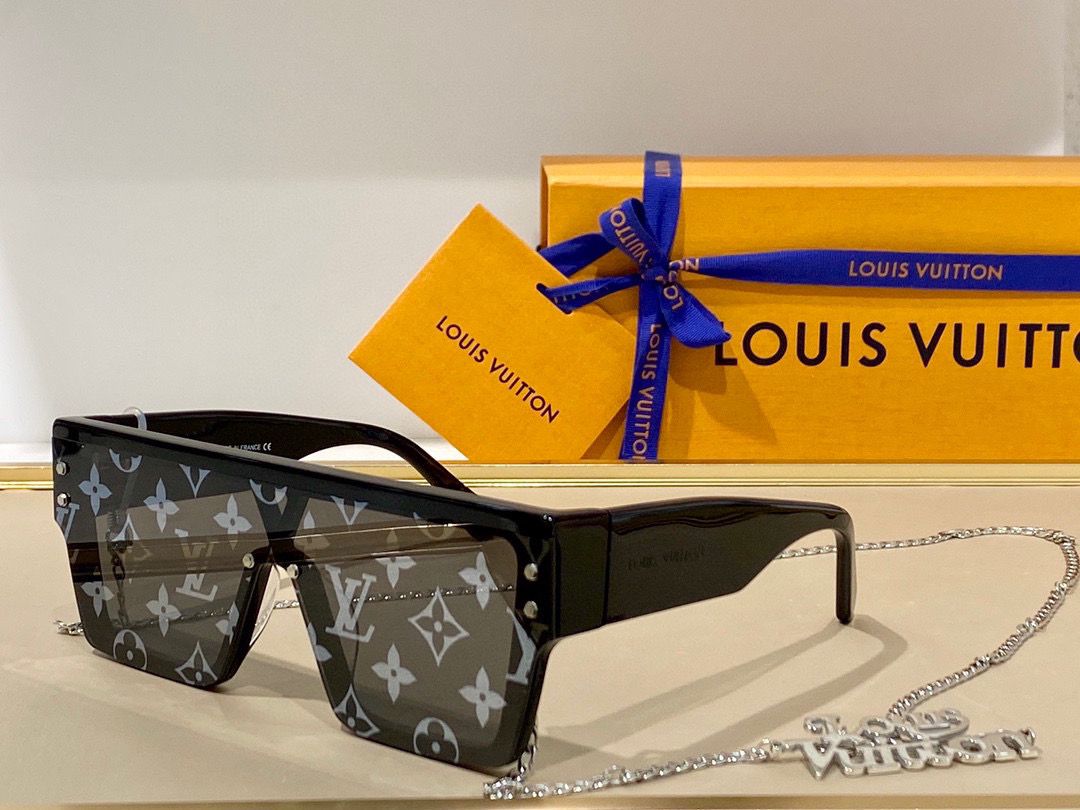 Louis Vuitton Grease Mask Sunglasses - Soul Replicas