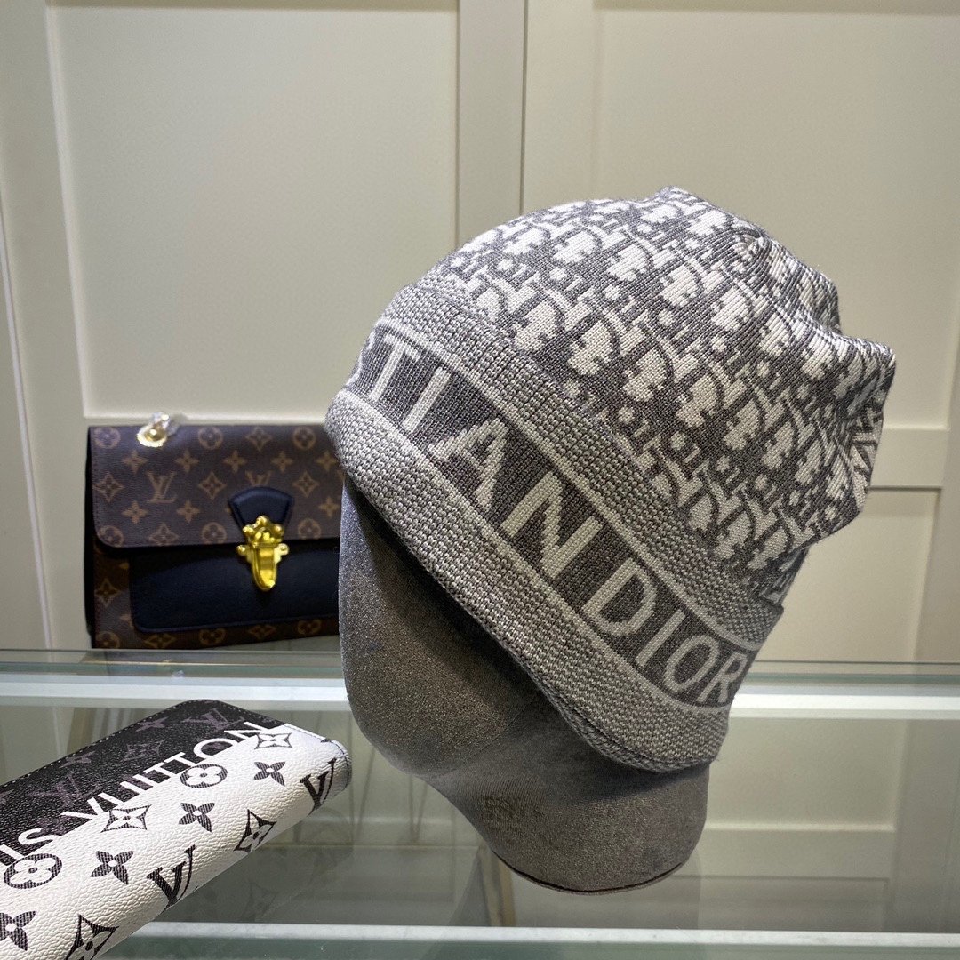 Dior Pompom Beanie In Grey - Soul Replicas