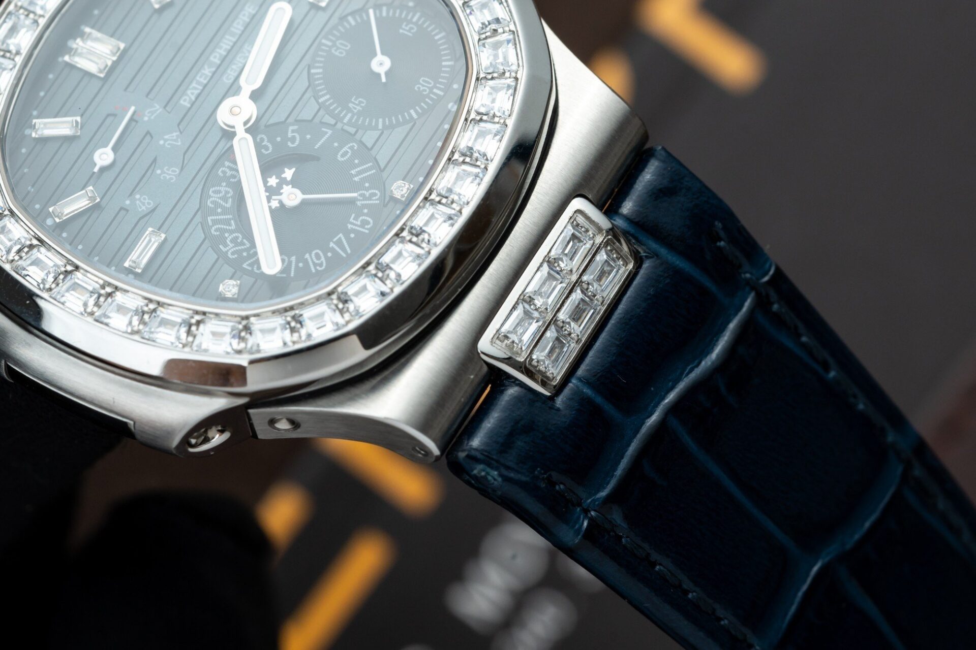 Patek Philippe Nautilus 5724G Replica Watch Blue GRF 40mm - Soul Replicas