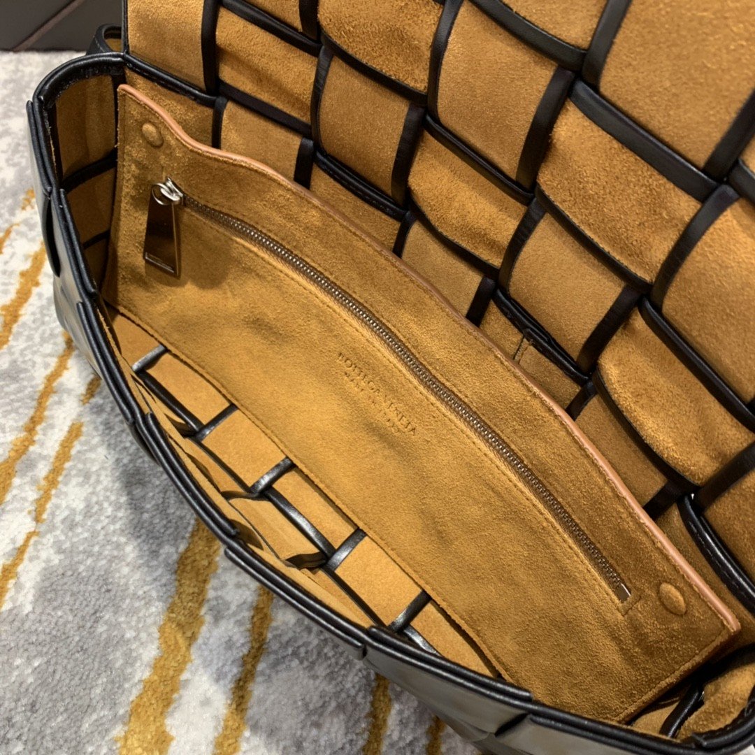 Bottega Veneta Brick Cassette Bag For Women 11in/28cm In Black 709360VMAY18425 - Soul Replicas