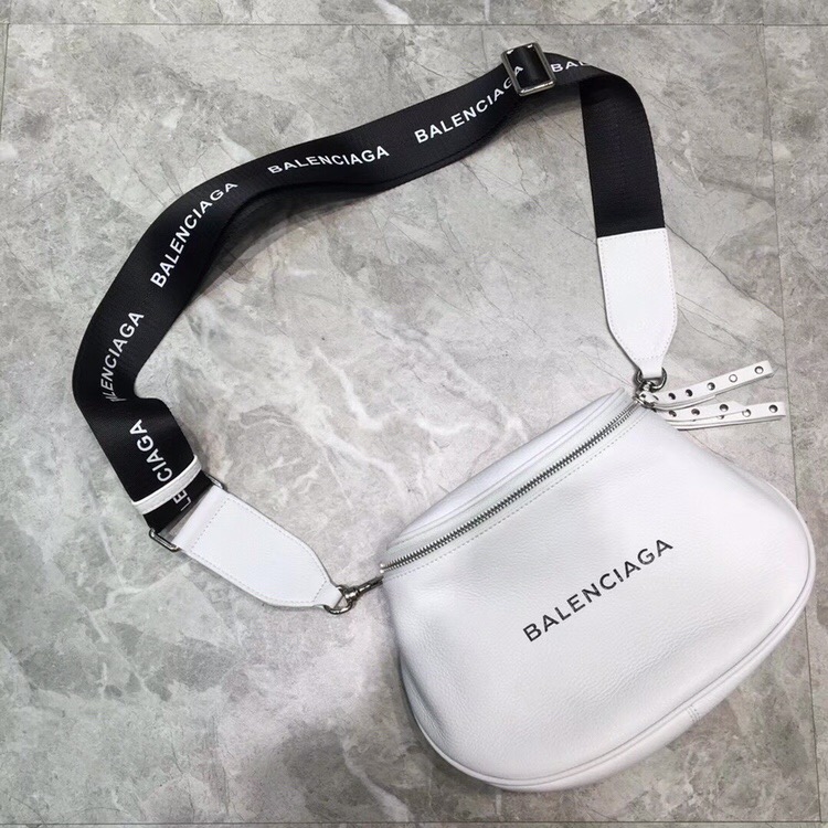 Balenciaga Sling Bag In White. For Women. Women-s Bags 9.1in/23cm - Soul Replicas