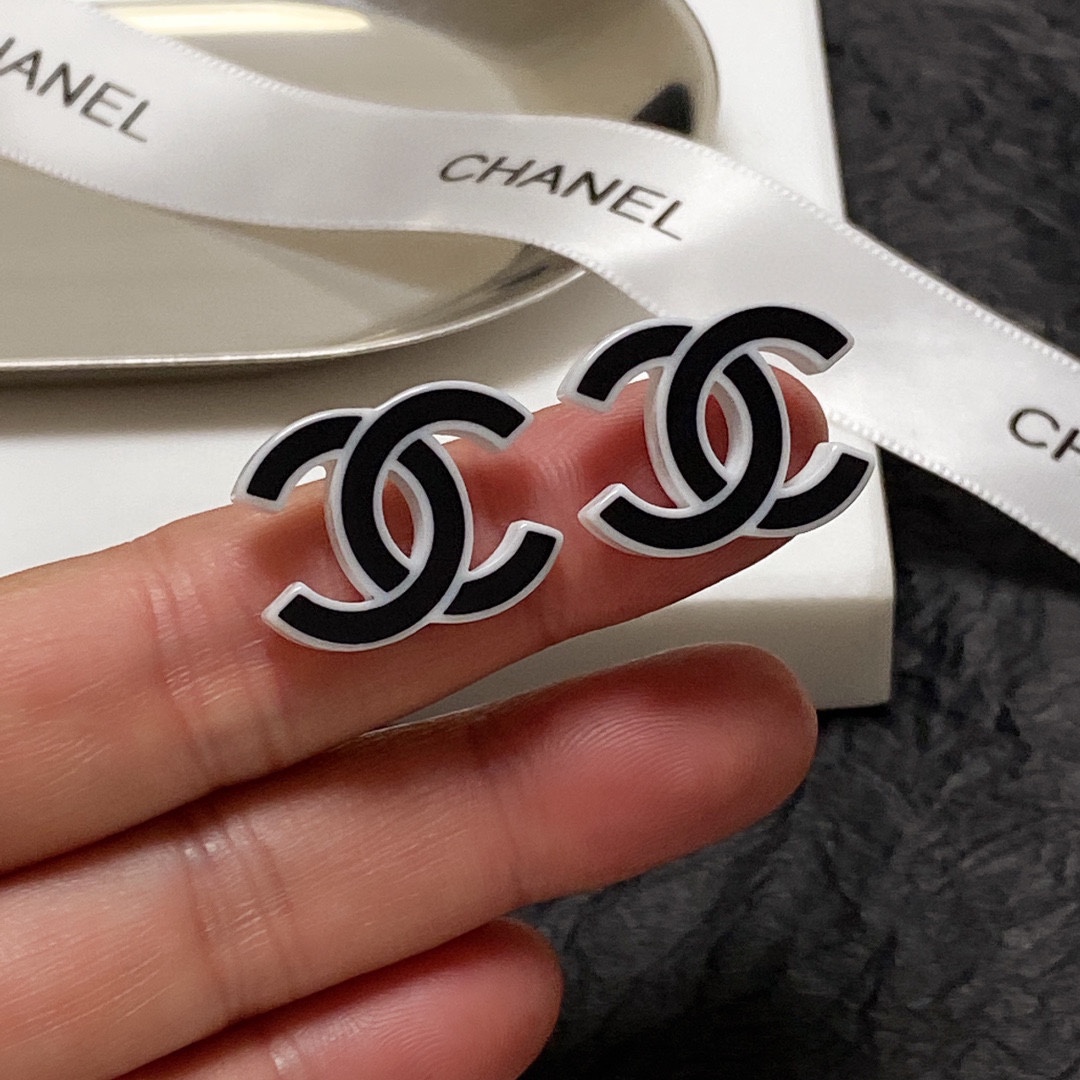 Chanel Earrings - Soul Replicas