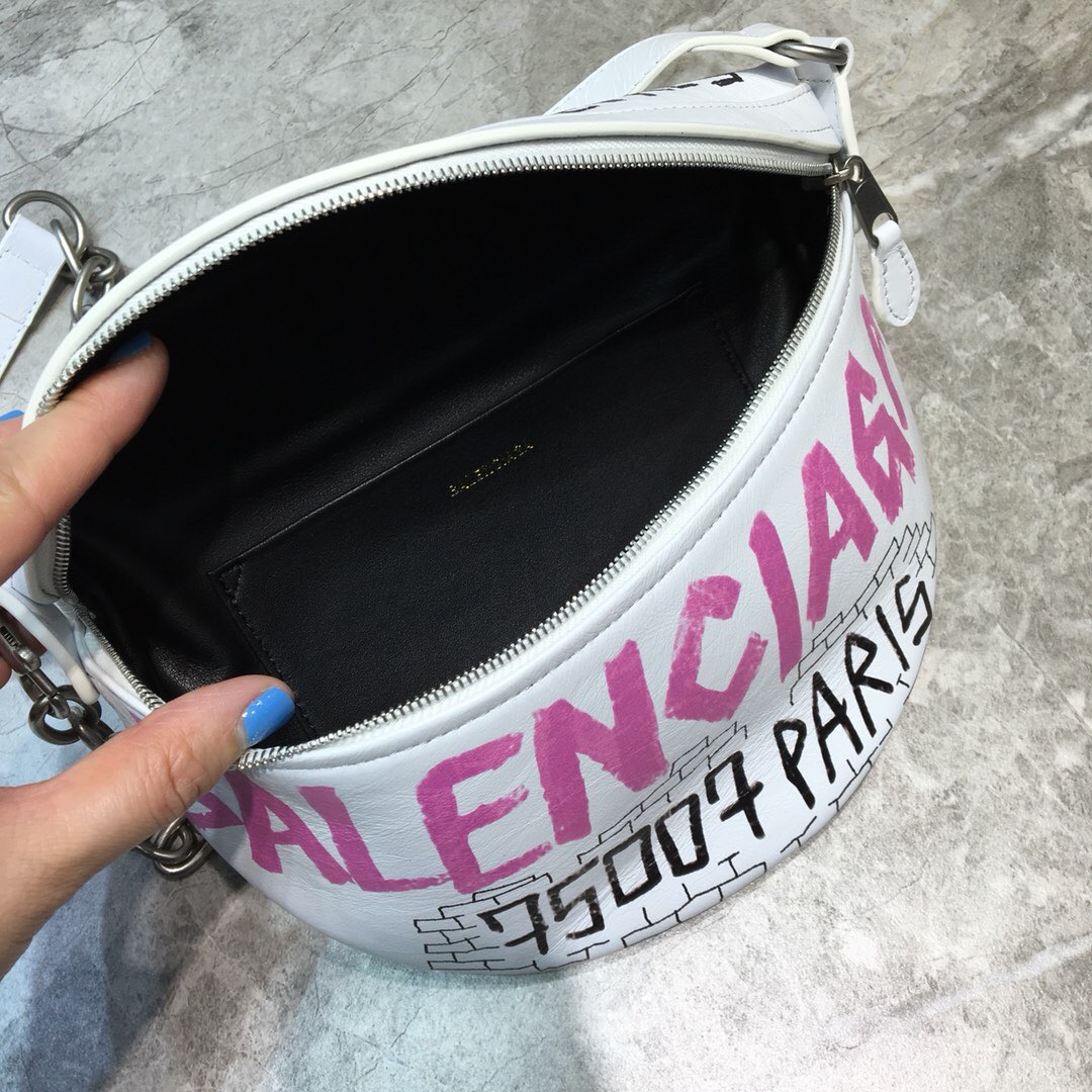 Balenciaga Souvenir XS Belt Bag In White. For Women. Women-s Bags 9.5in/24cm - Soul Replicas