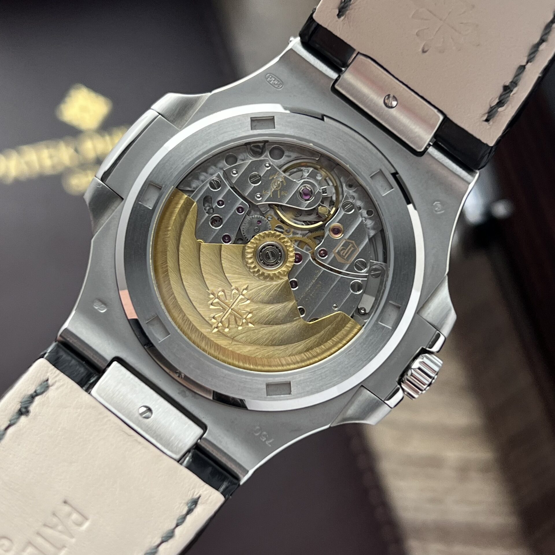 Patek Philippe Nautilus 5711 Replica Watch Gray Dial 3K 40mm - Soul Replicas