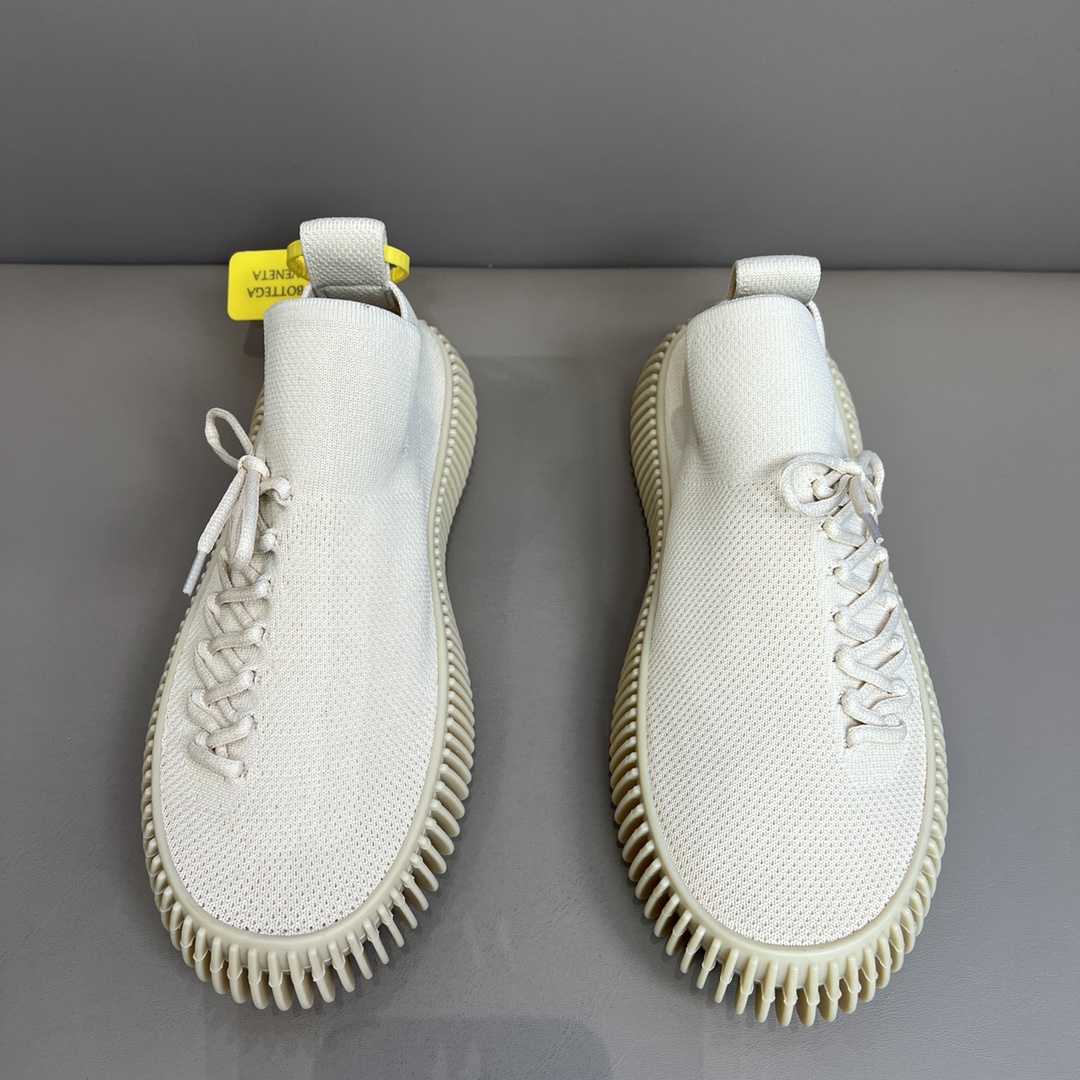 Bottega Veneta Men's Tech Knit Lace-up Sneakers Beige For Men 690112V1T102624 - Soul Replicas