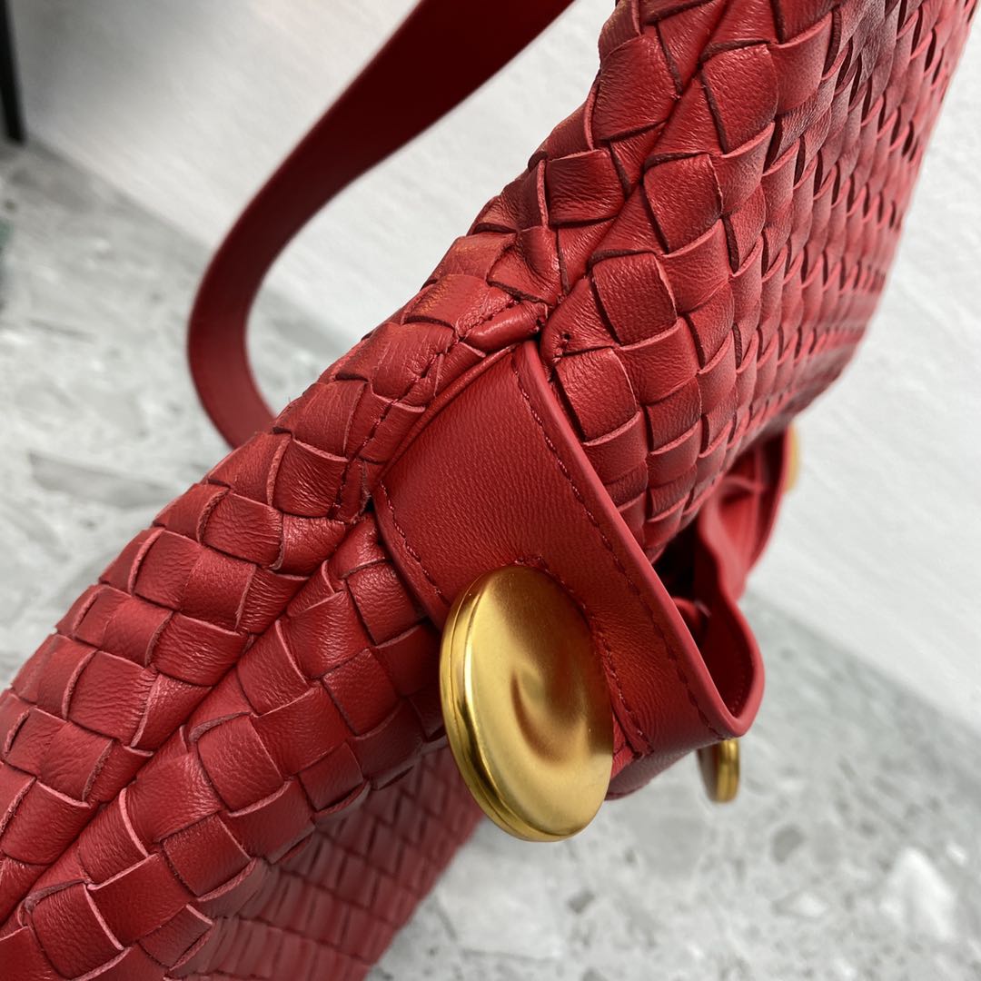 Bottega Veneta Intrecciato Shoulder Bag Red. For Women. Women's Bags 10.2in/26cm - Soul Replicas