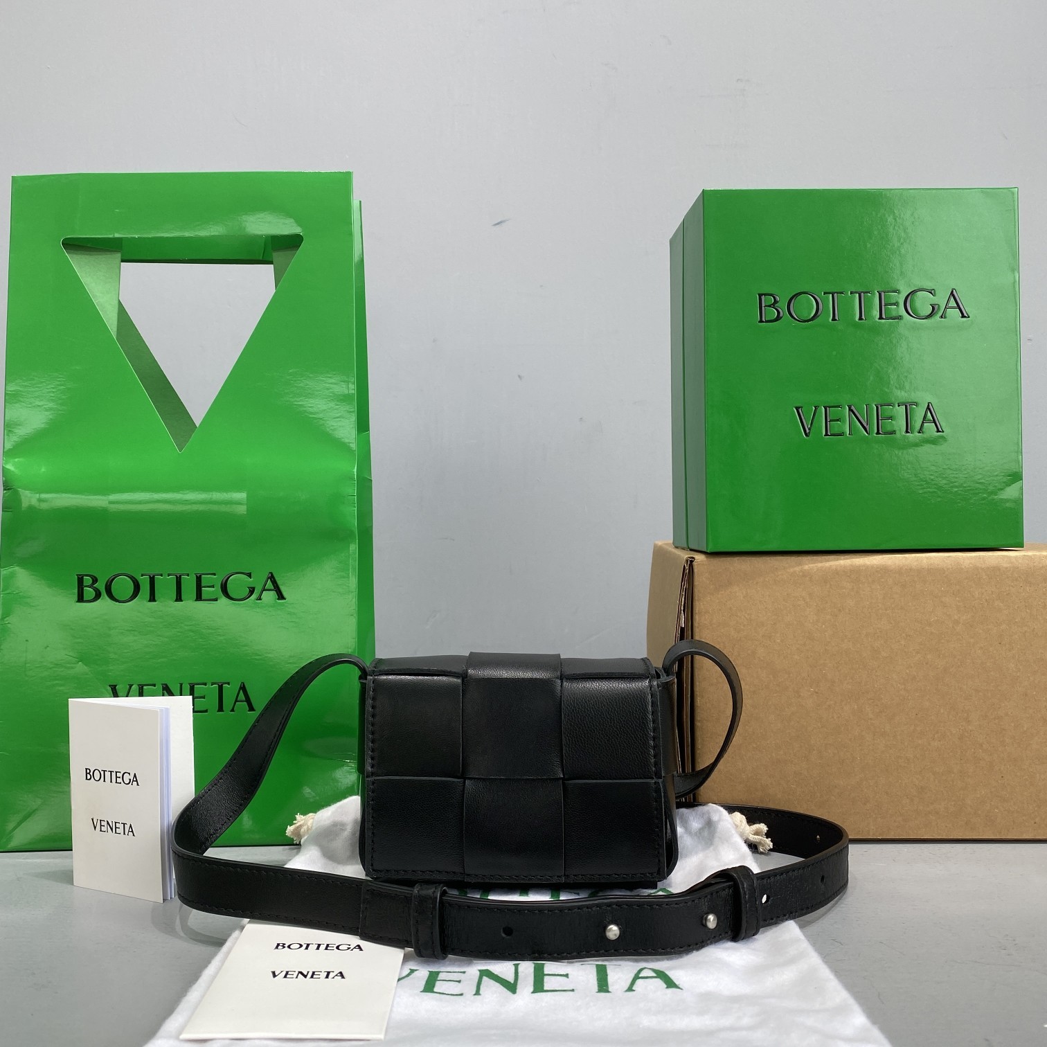 Bottega Veneta Candy Cassette Black. For Women. Women-s Bags 4.7in/12cm 666688VMAY18425 - Soul Replicas