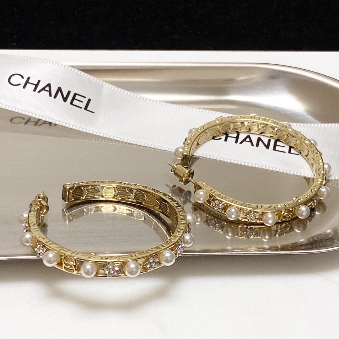 Chanel Earrings - Soul Replicas