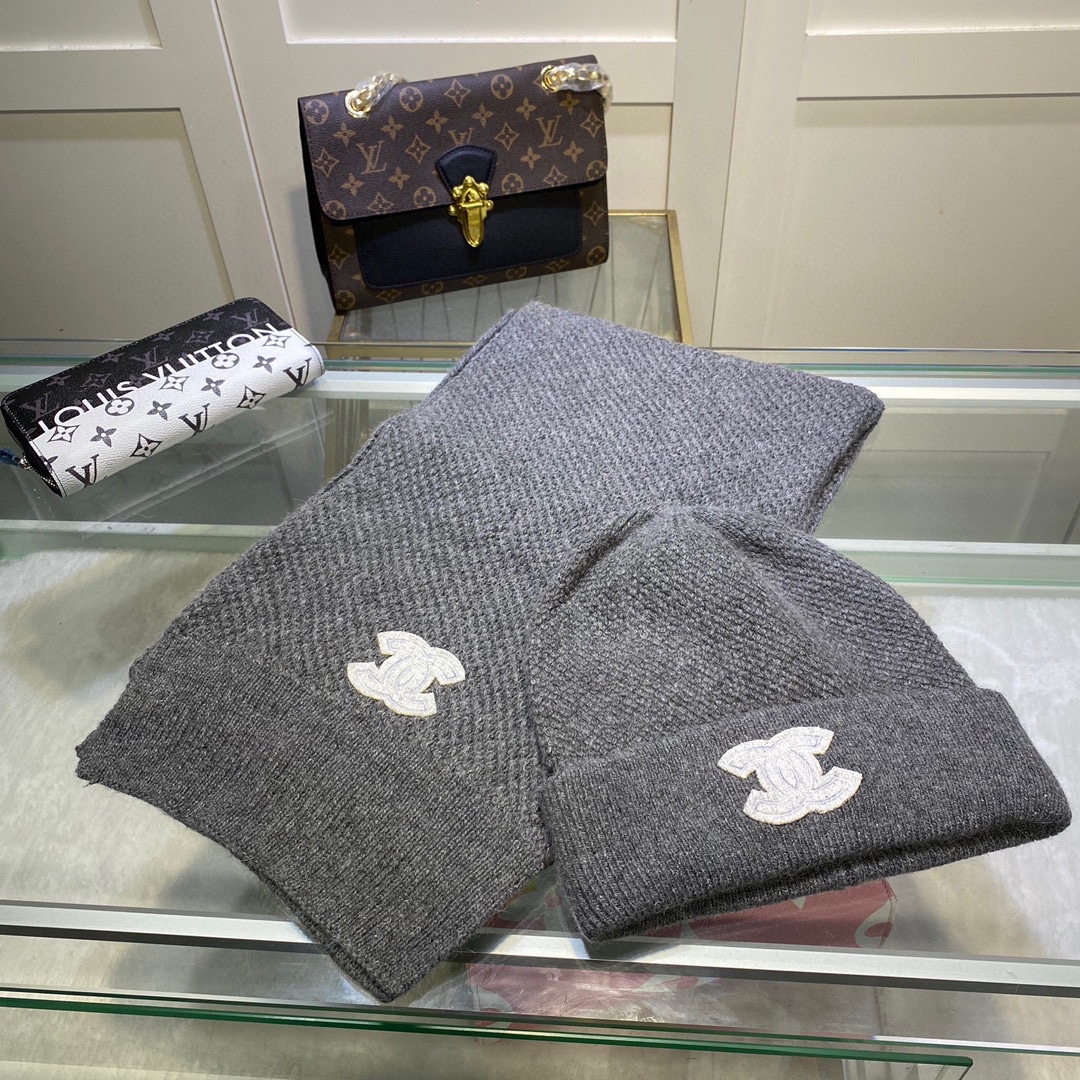 Chanel Beanie & Scarf Set In Grey - Soul Replicas